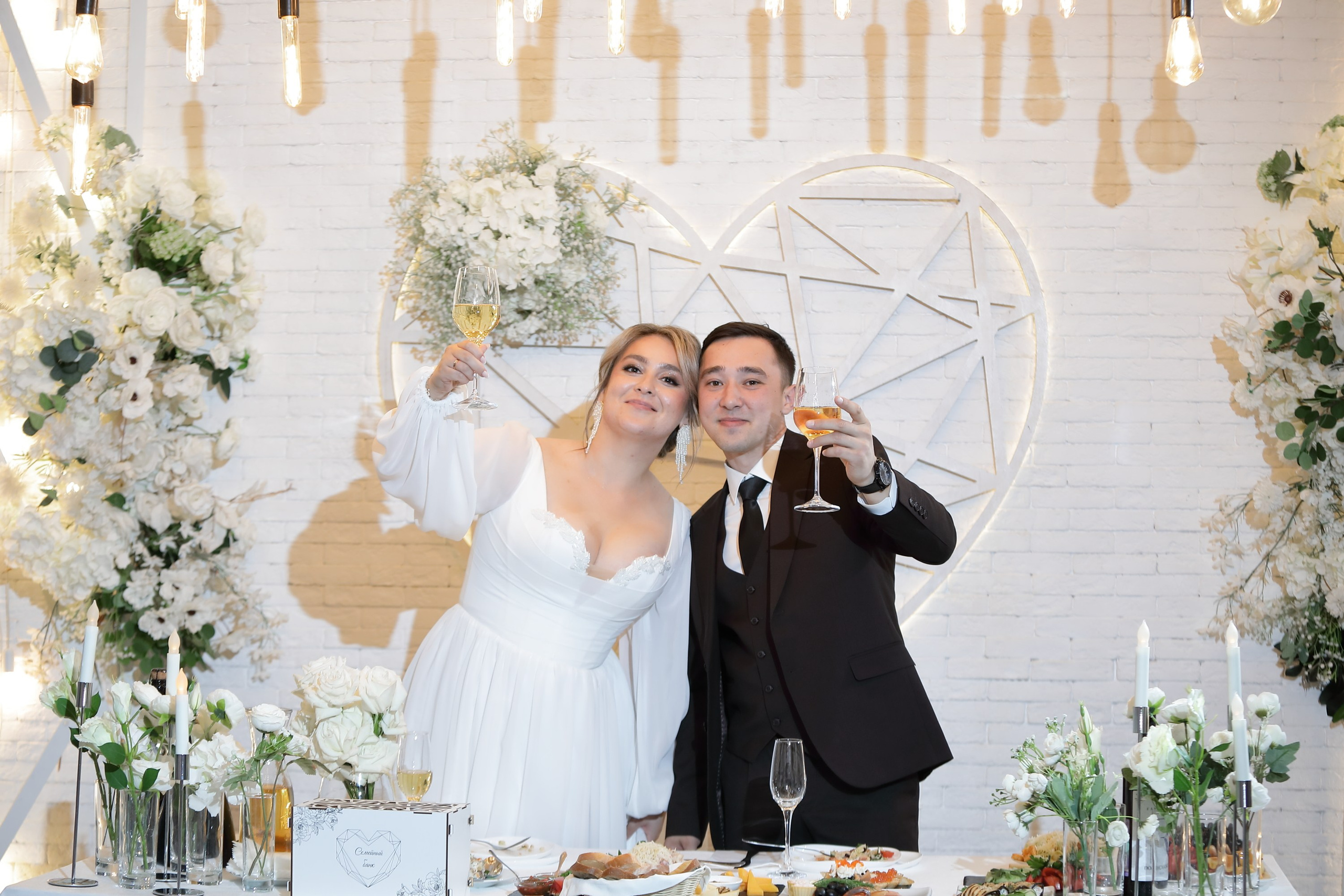 Анонс со свадьбы Расима и Анжелики. Свадебный и семейный фотограф и видеограф в Екатеринбурге Полянские Тимур и Анастасия