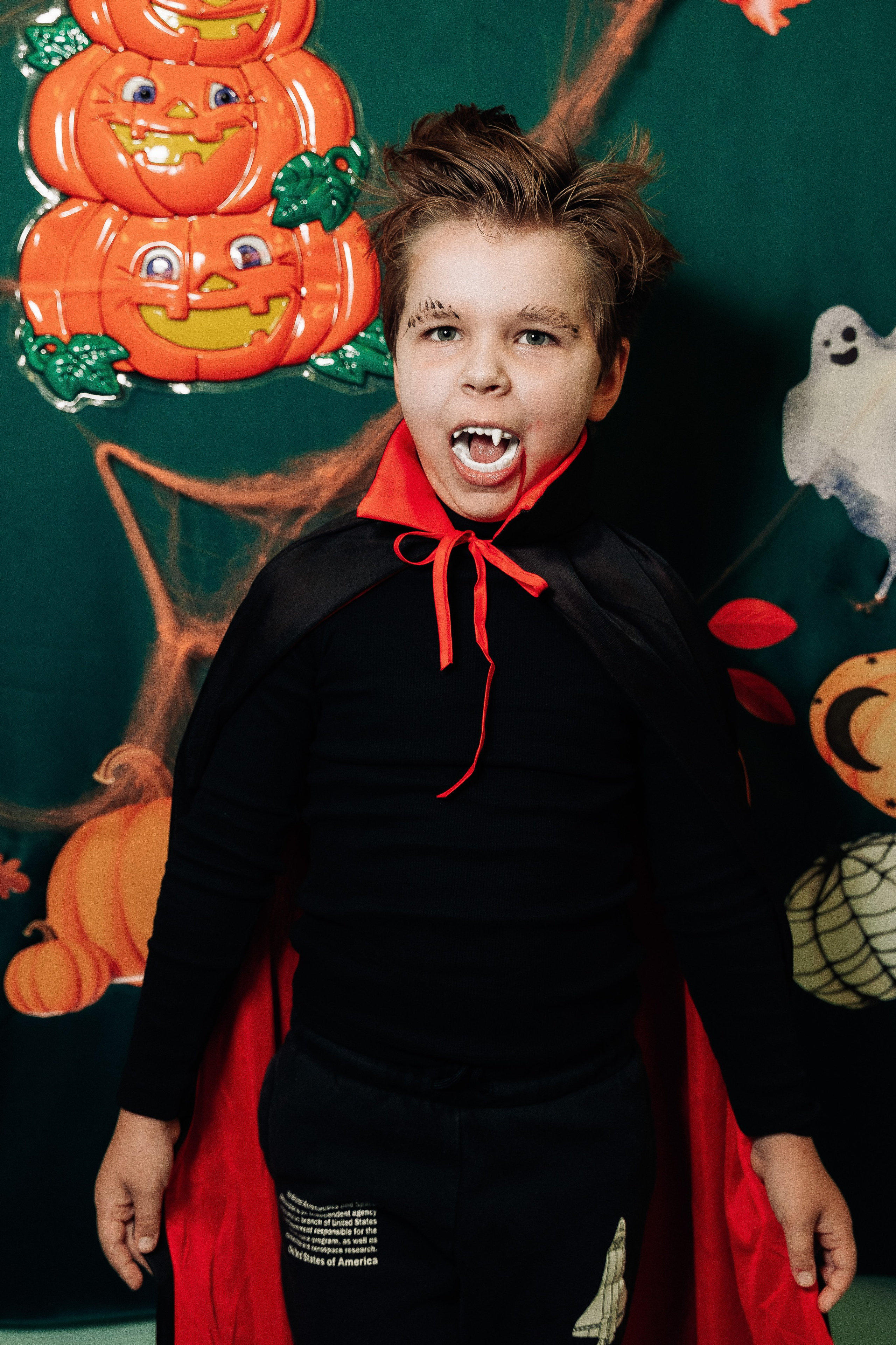 Halloween party в садике Филлипок. Свадебный и семейный фотограф в Москве и МО Геннадий Туманцев