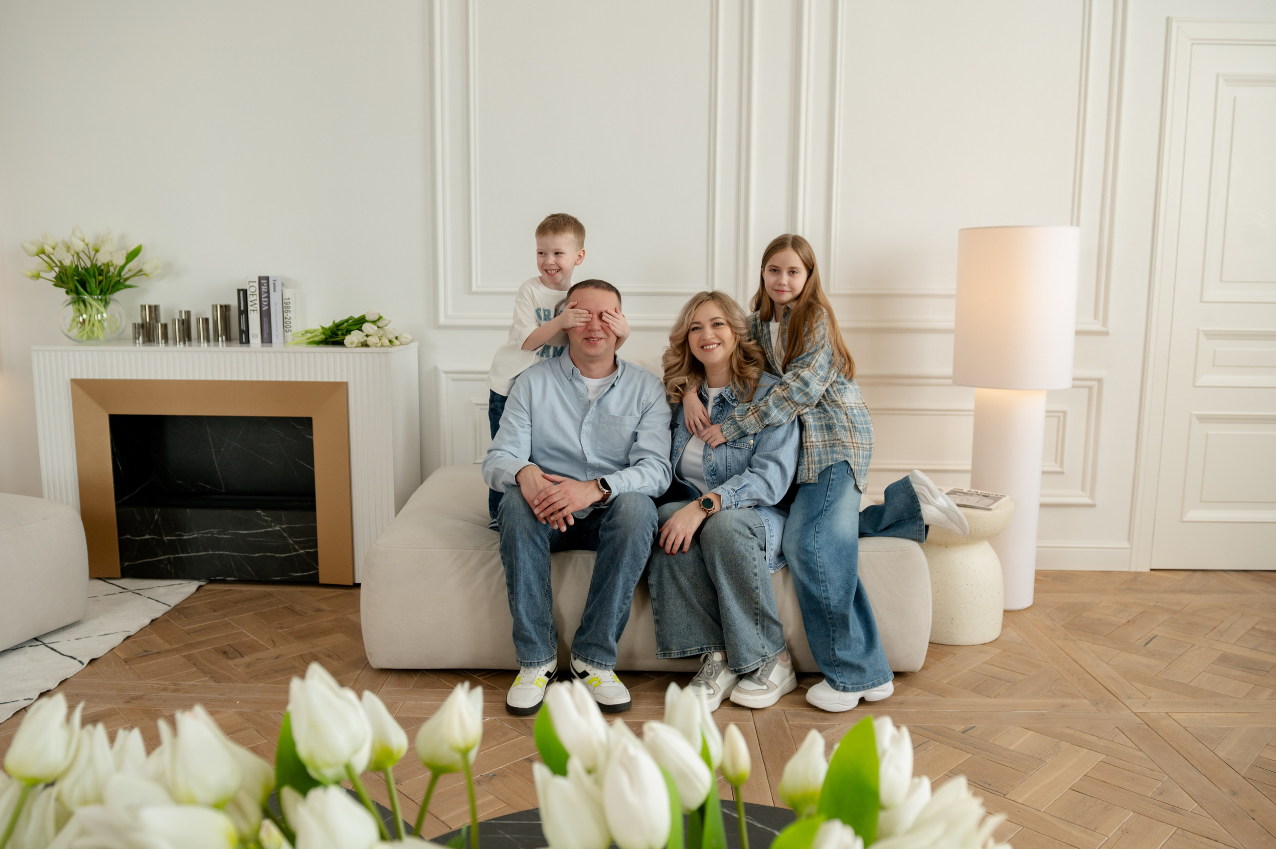 | мама, папа, дочка и сын |. Свадебный и портретный фотограф в Казани