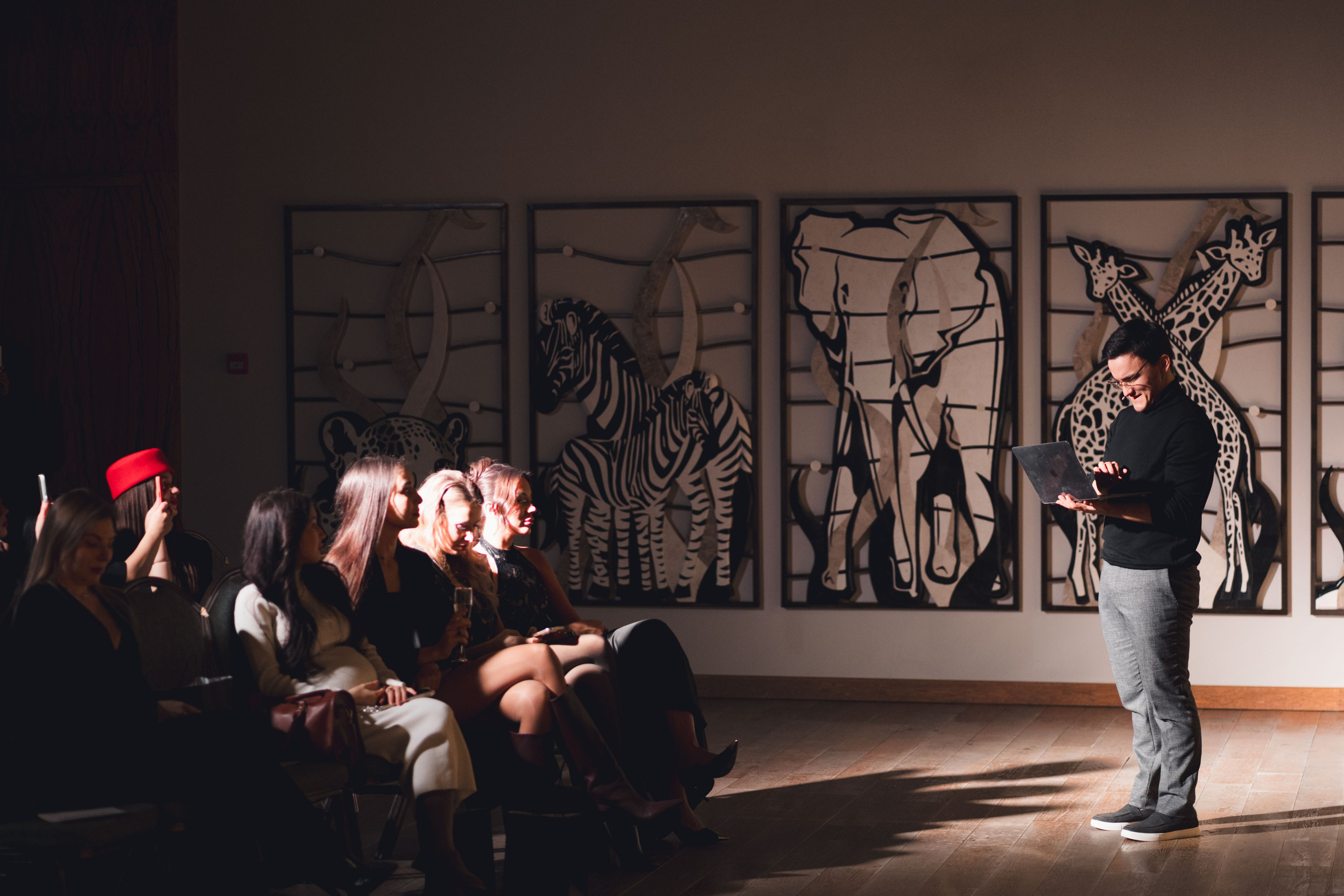 Своими глазами // Тренинг. Репортажный фотограф в Казани Виктория Трунова