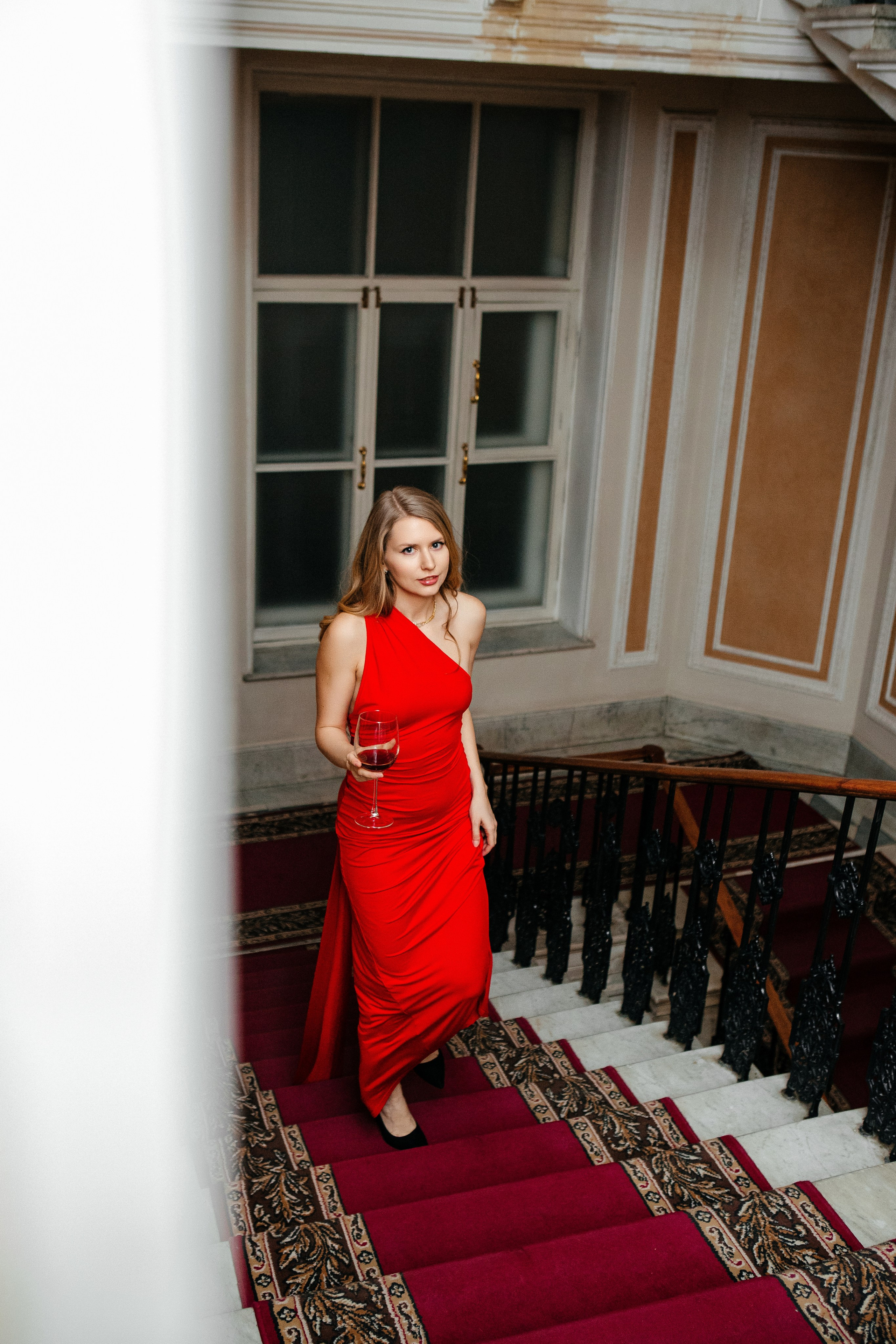 Анастасия в отеле Kempf. Elena Sova — семейный и женский фотограф в Санкт-Петербурге