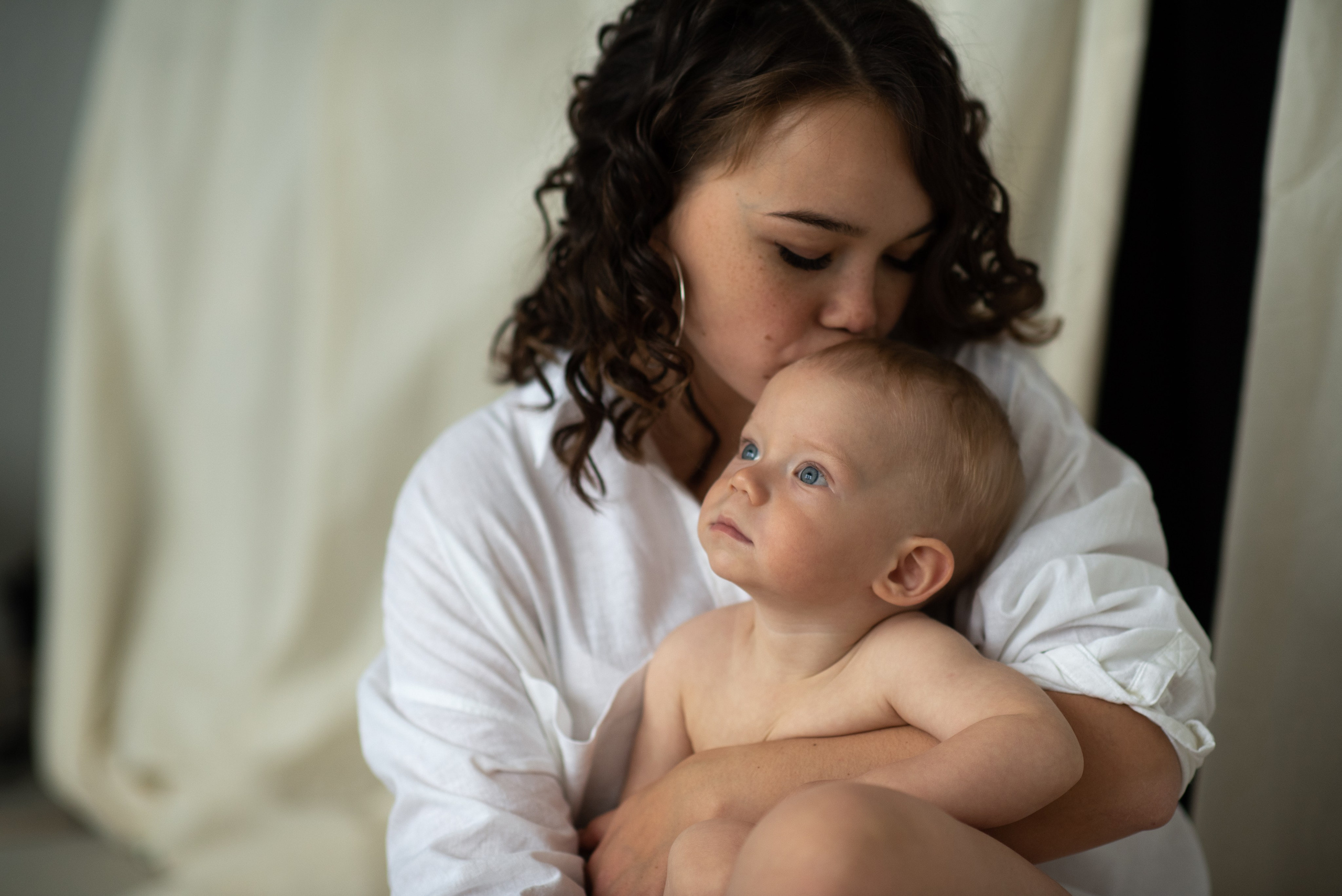 Циклорама и лаконичные студии. Фотограф Мария Усманова, Казань