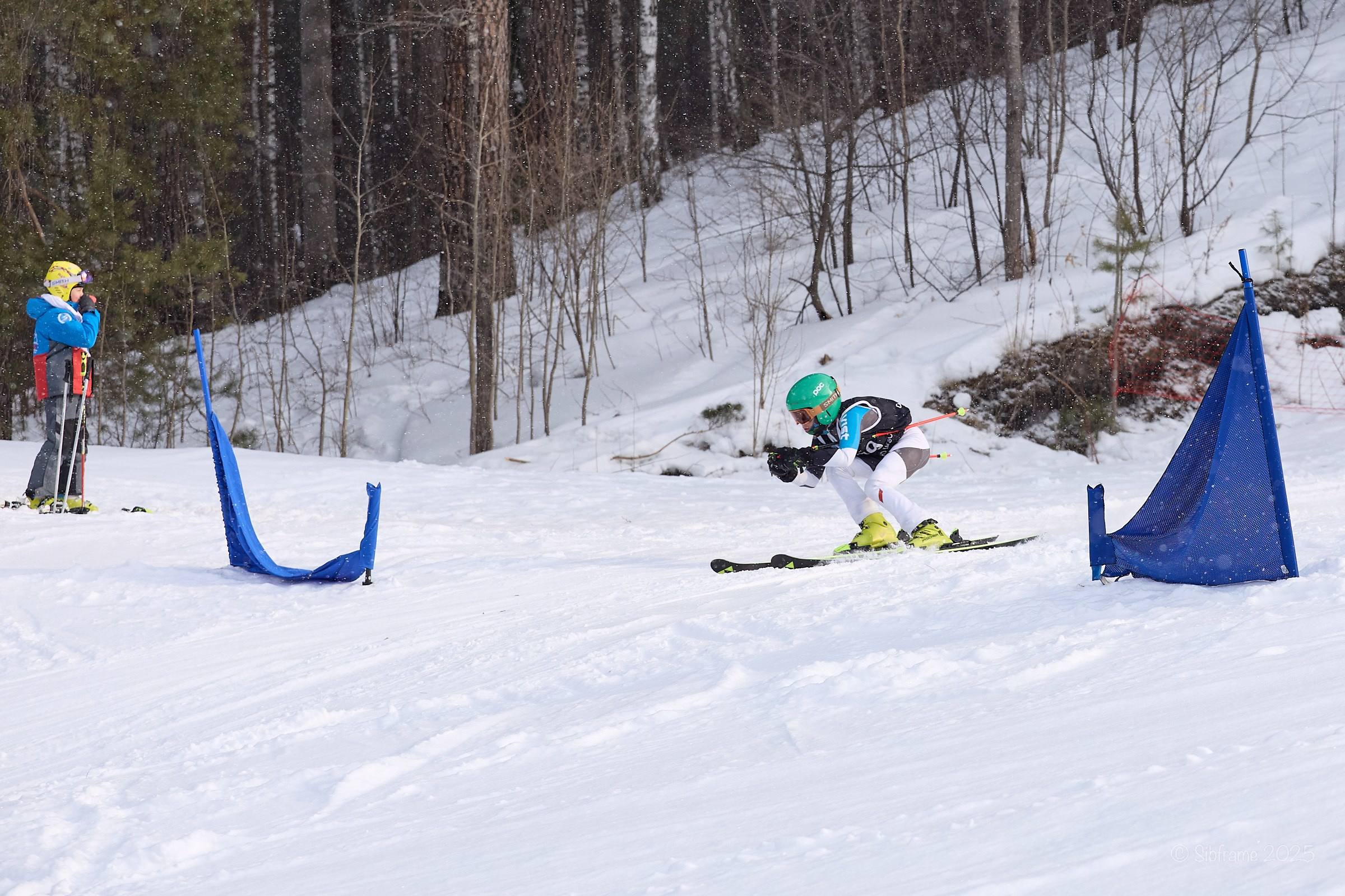 Региональные соревнования по фристайлу в дисциплине Ски-кросс среди юниоров. Томск. «Приз памяти Д. Г. Карташова». Коммерческий фотограф для бизнеса в Томске Дмитрий Ельчанинов