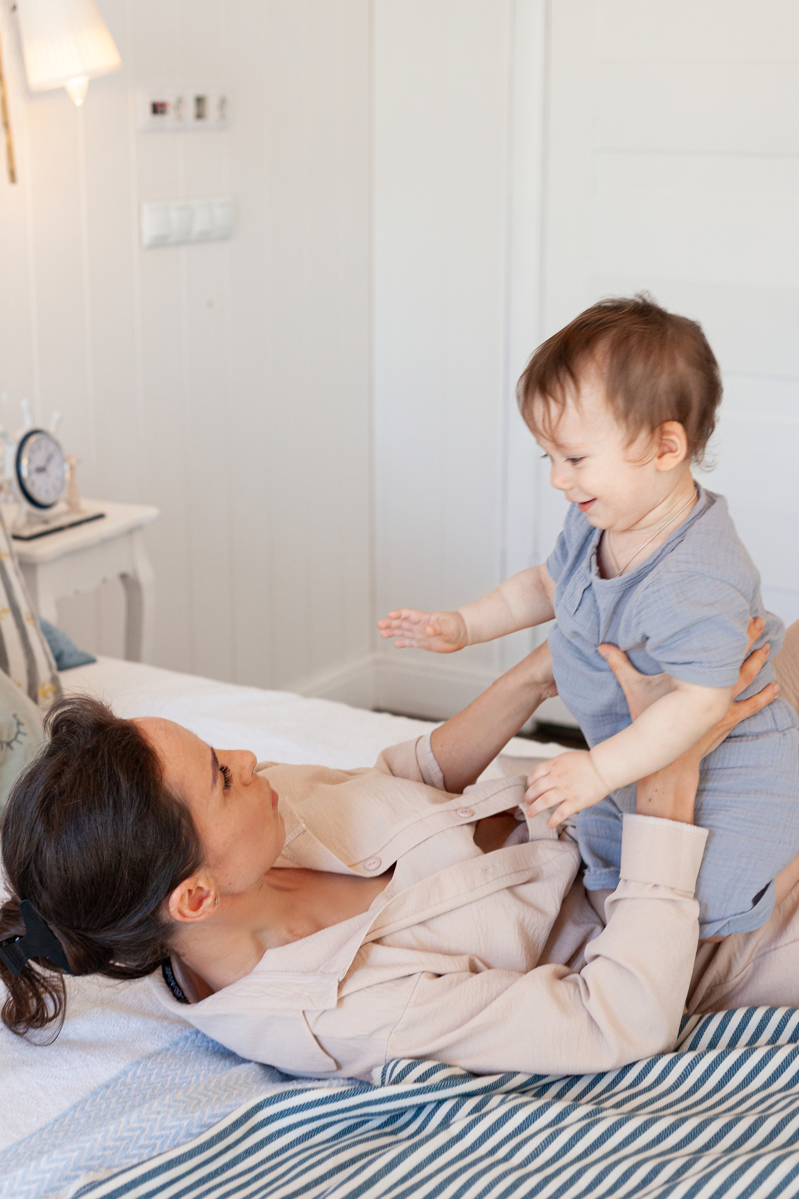 Студийная фотосессия годовасика с семьей. Детский и контент фотограф Надя Волкова Санкт-Петербург