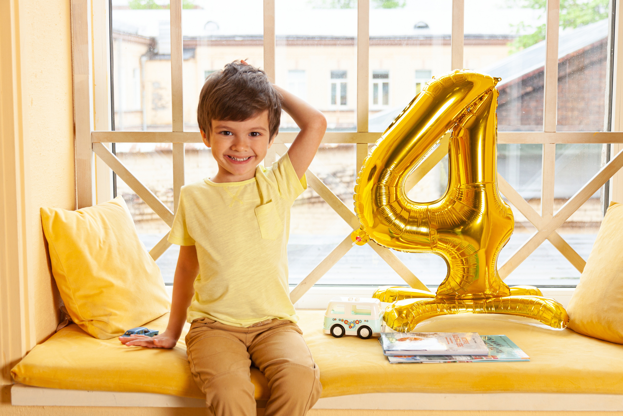 Фотосессия в студии на 4 годика. Детский и контент фотограф Надя Волкова Санкт-Петербург