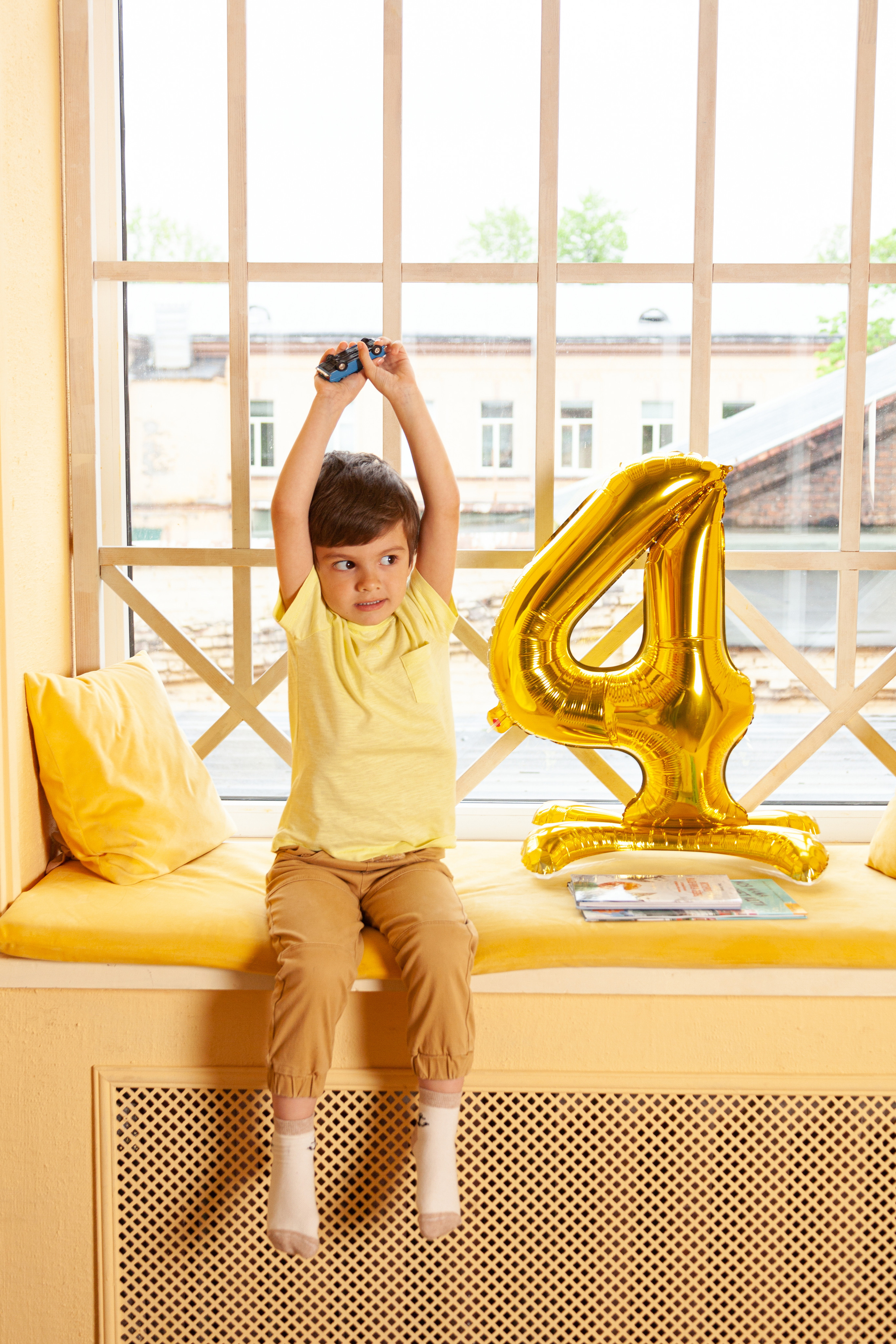 Фотосессия в студии на 4 годика. Детский и контент фотограф Надя Волкова Санкт-Петербург