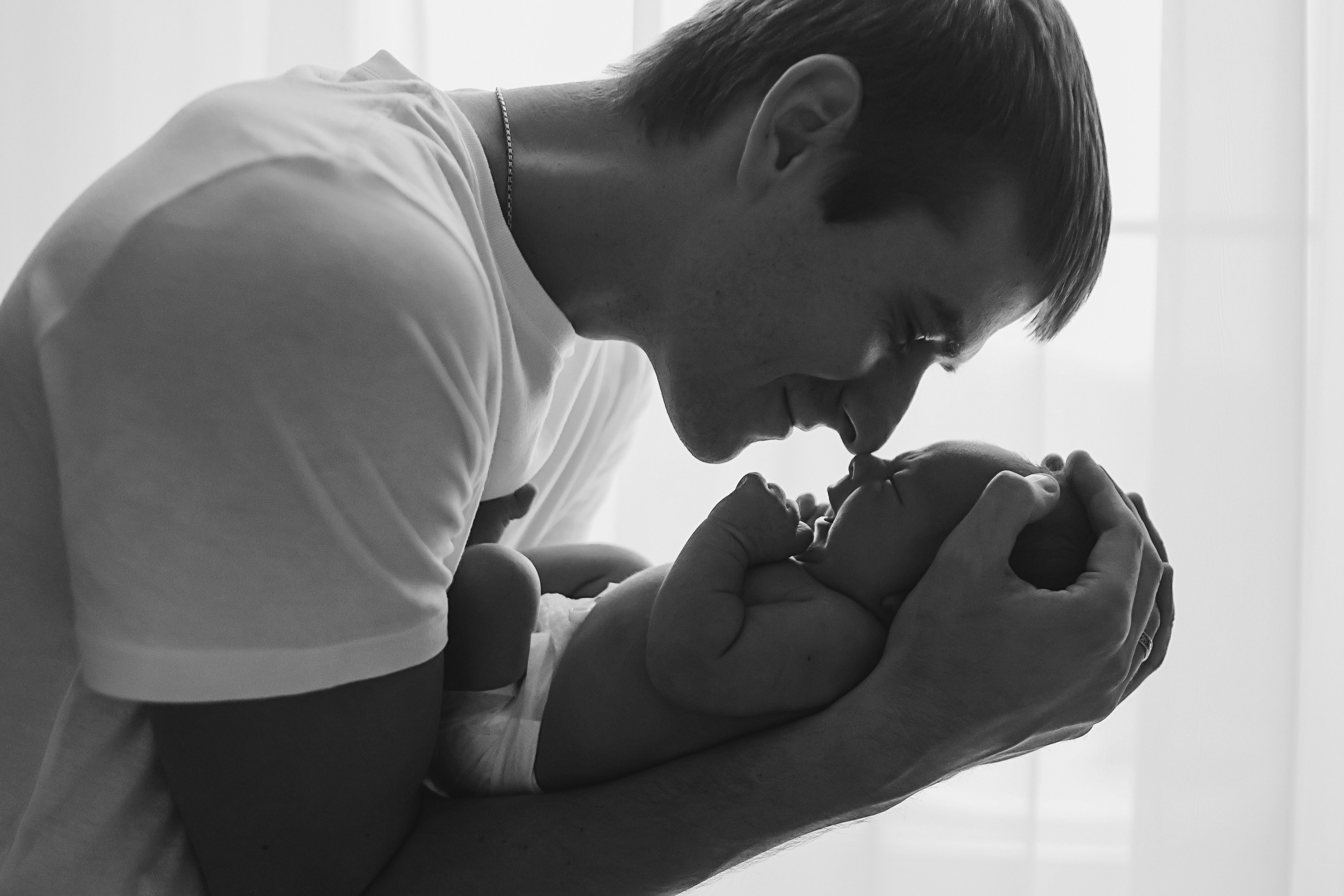 Выписка Мид. Семейный фотограф Тюмень, фотограф на роды Салмина Мария