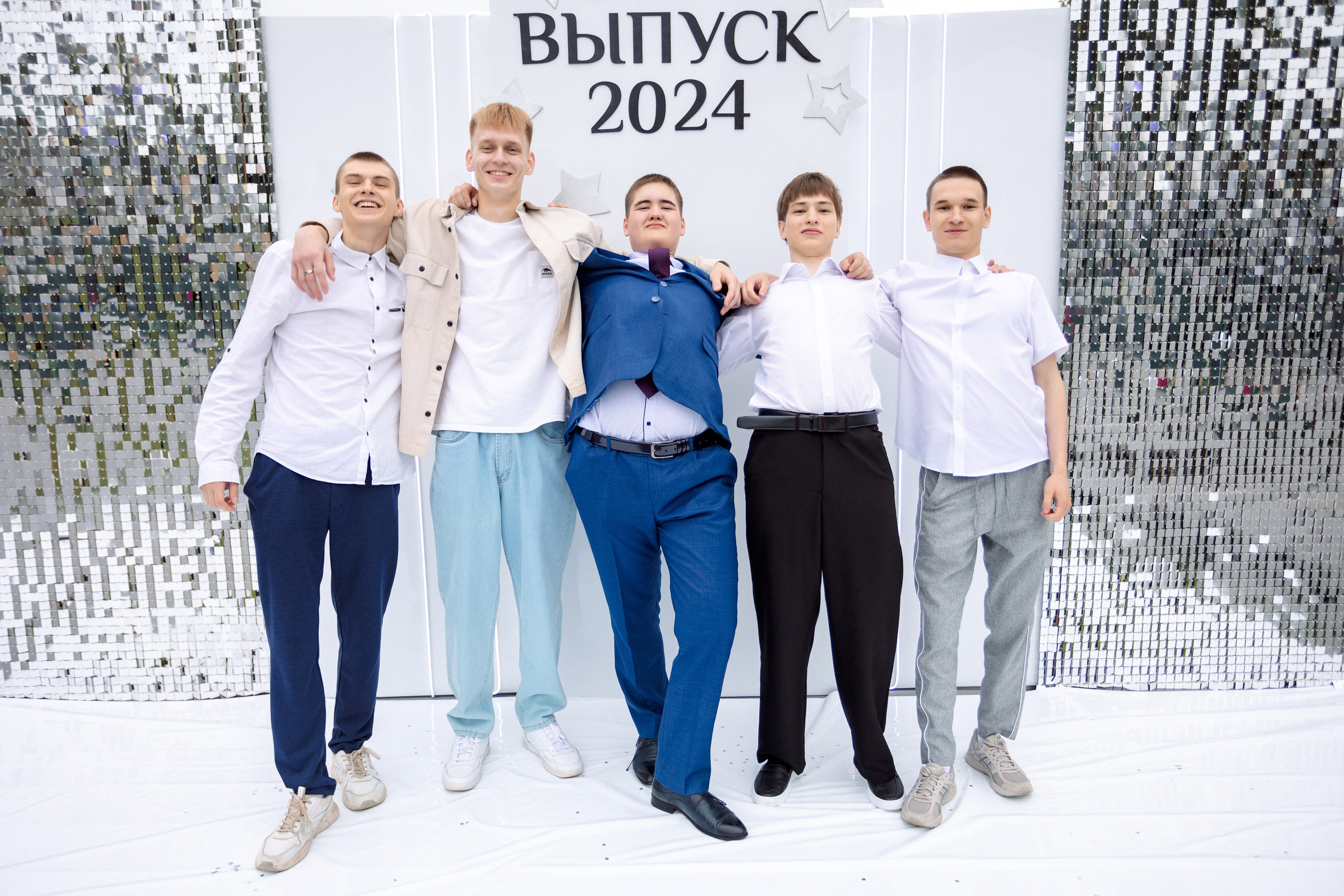 ВЫПУСКНОЙ: Волки-Липки. Все фото. Профессиональный фотограф в Ижевске Леша Петров