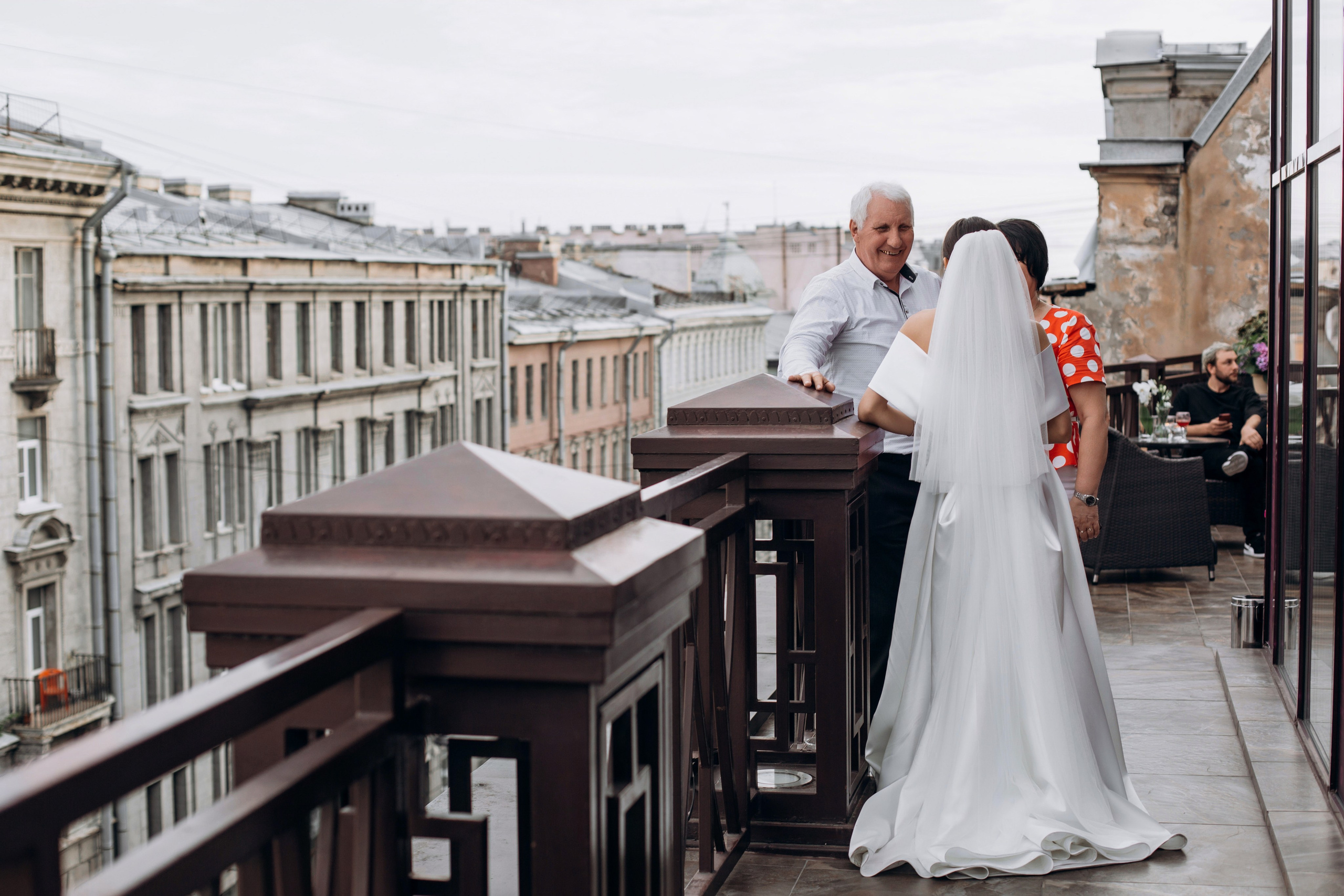 Свадьба на катере. Свадебный фотограф в Санкт-Петербурге Вика Стукачева