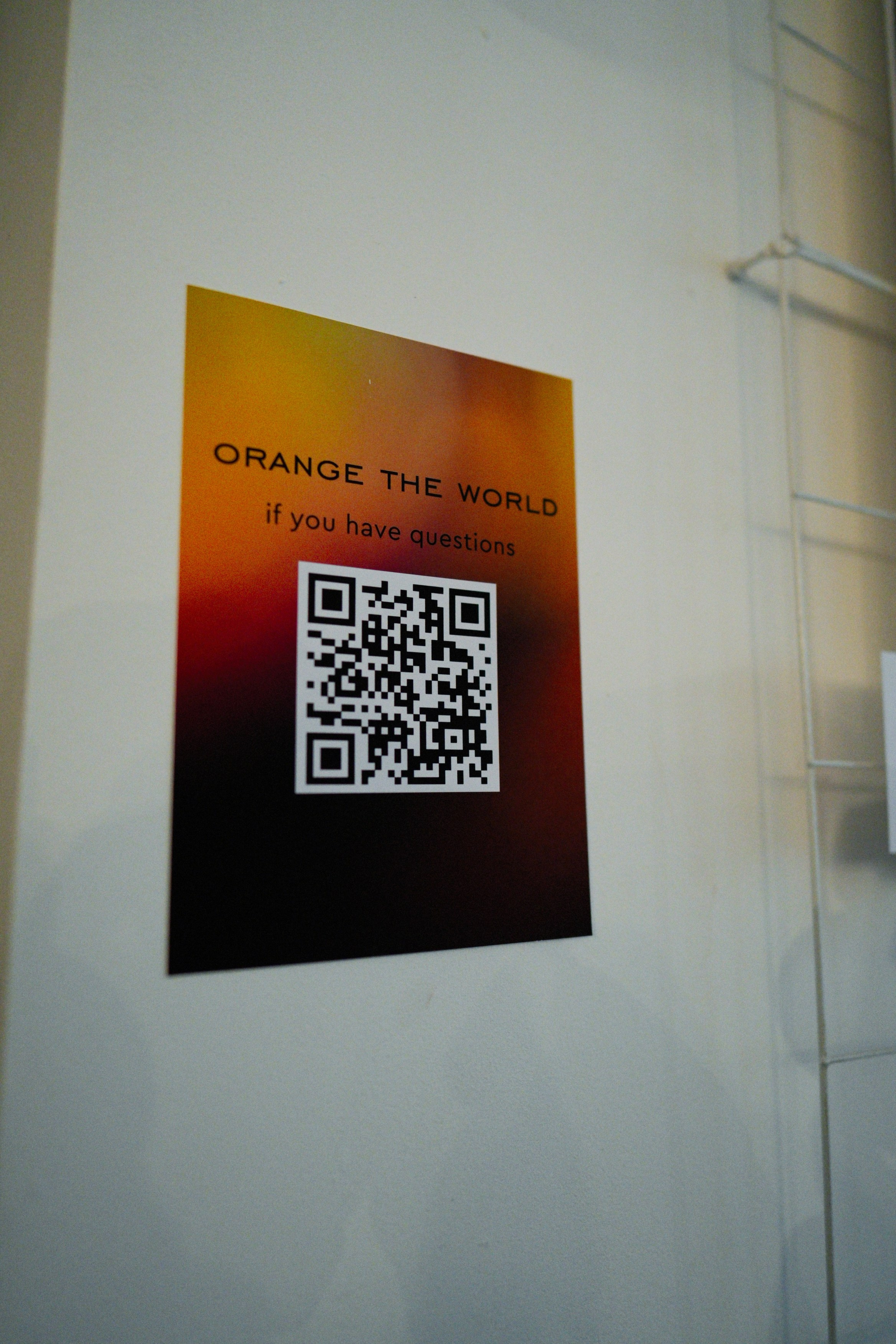 Выставка «Orange the world». Фотограф в Актобе Алексей Вагин