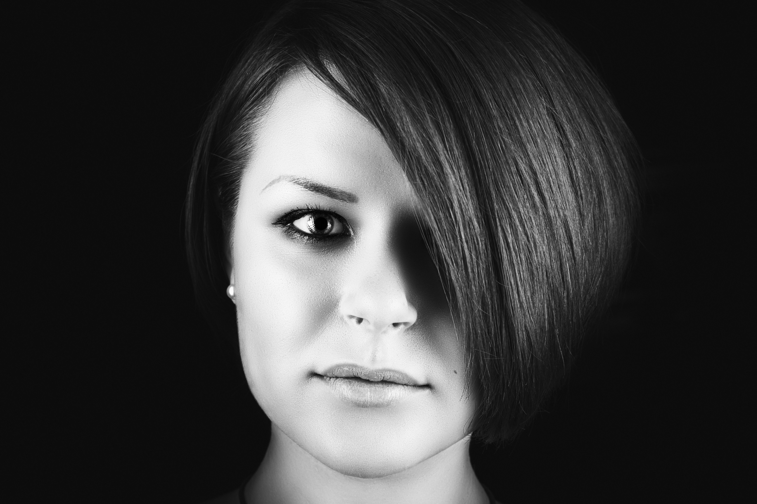 Студийный портрет. DMITRY MOISEENKO — фотограф, художник, топ-стилист