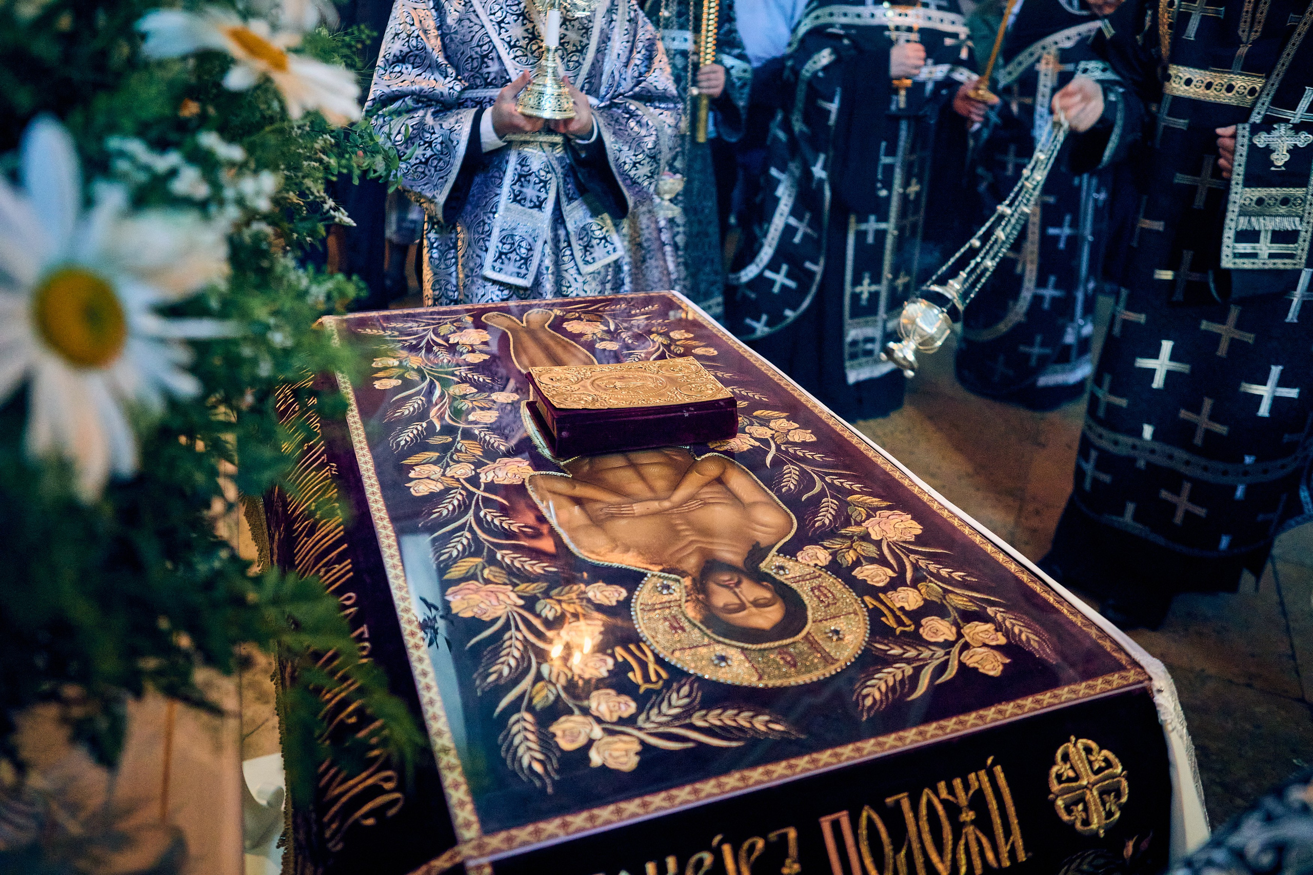 Утреня. Погребение Спасителя. DMITRY MOISEENKO — фотограф, художник, топ-стилист