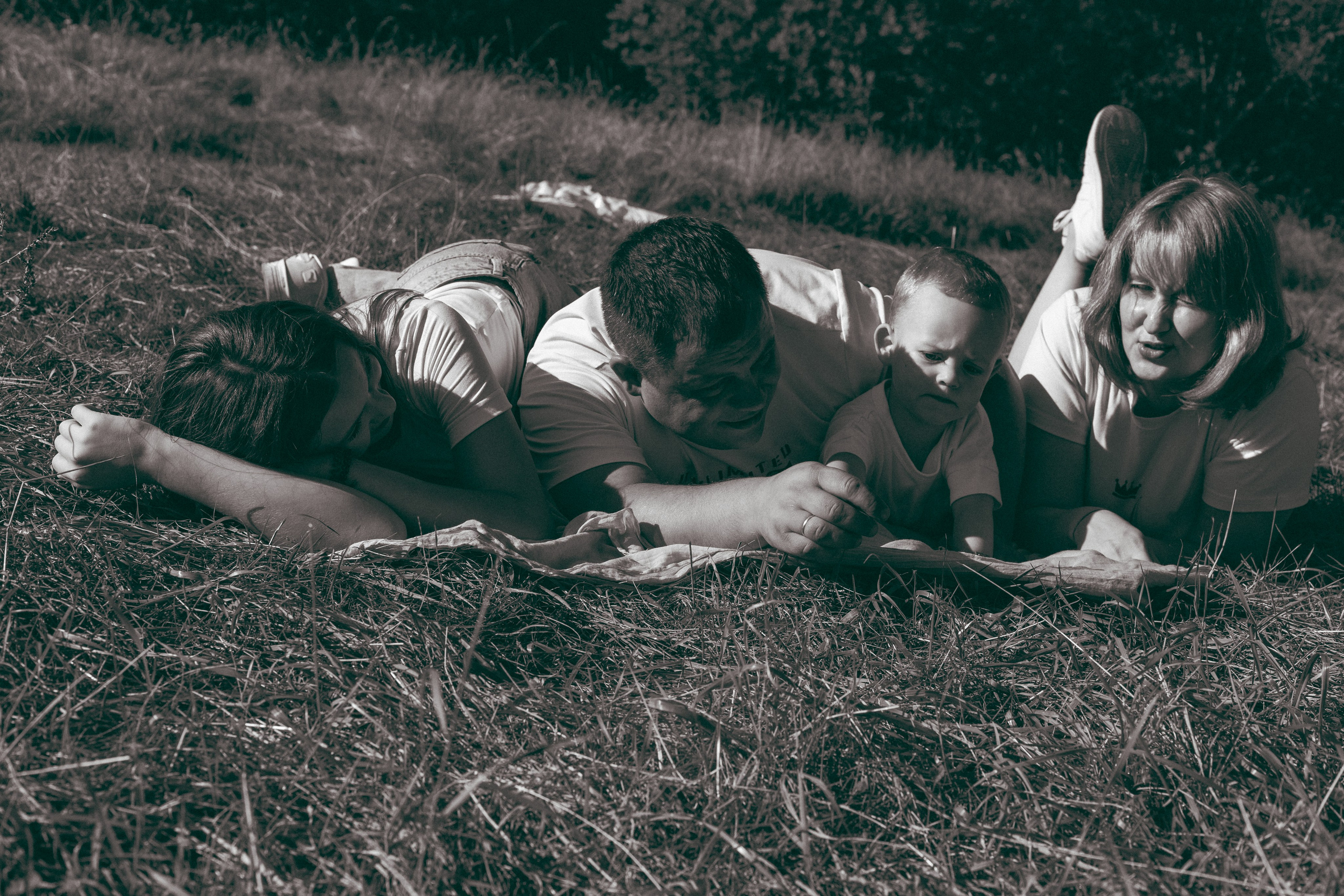 Семейная фотосессия на природе в Ангарске. Фотограф Ангарск Александра Зарубина