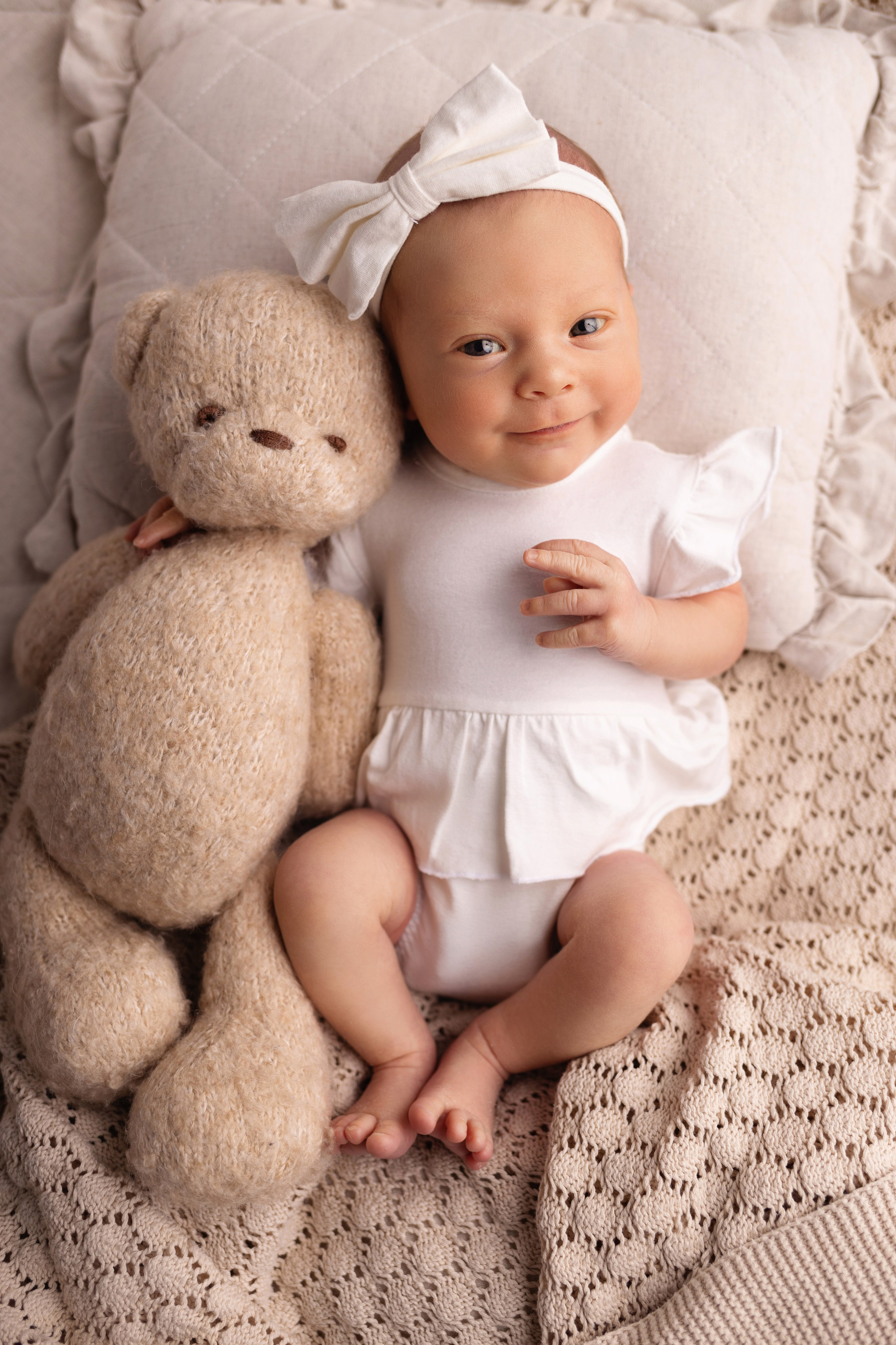 Newborn съемка в стиле Лайф. Фотограф новорожденных малышей в Омске и Омской области Эльвира Камаева