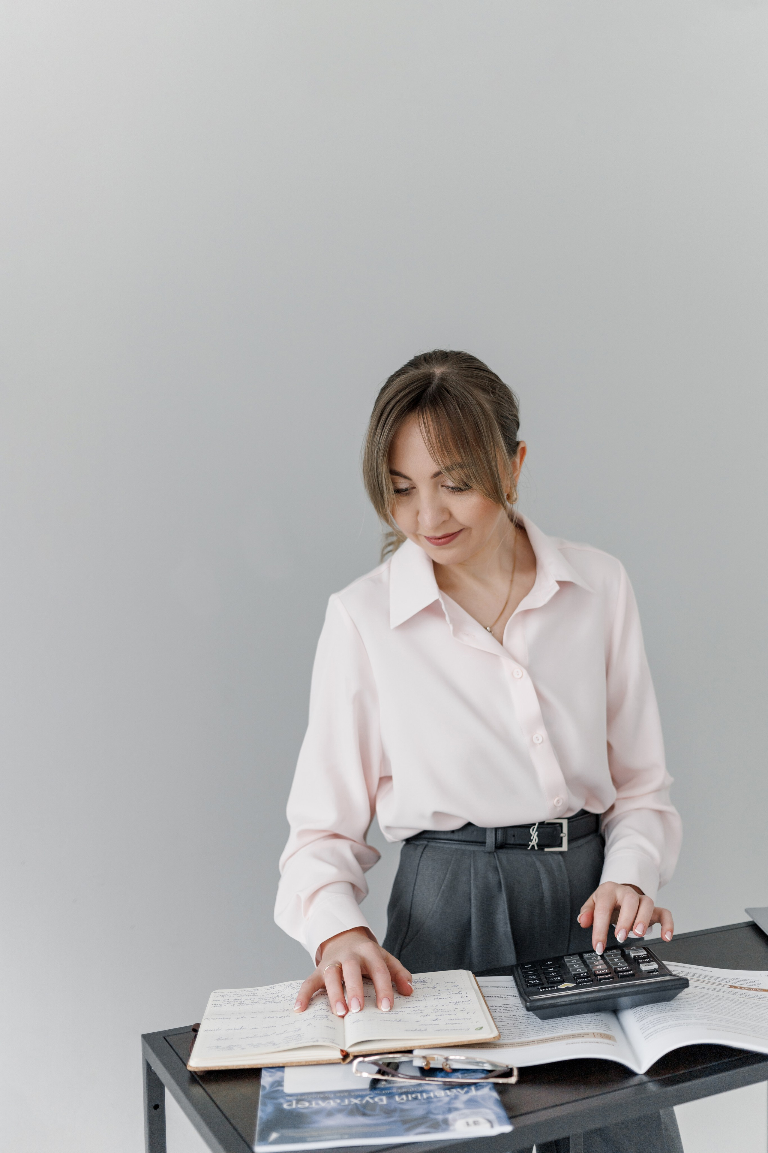 Контентная фотосессия для бухгалтера. КОНТЕНТ ФОТОГРАФ