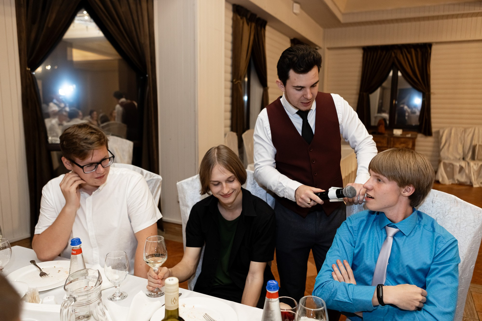 Фотосъёмка выпускного в школе. Свадебный фотограф, фотосъемка в Крыму, Севастополе, Симферополе, Ялте