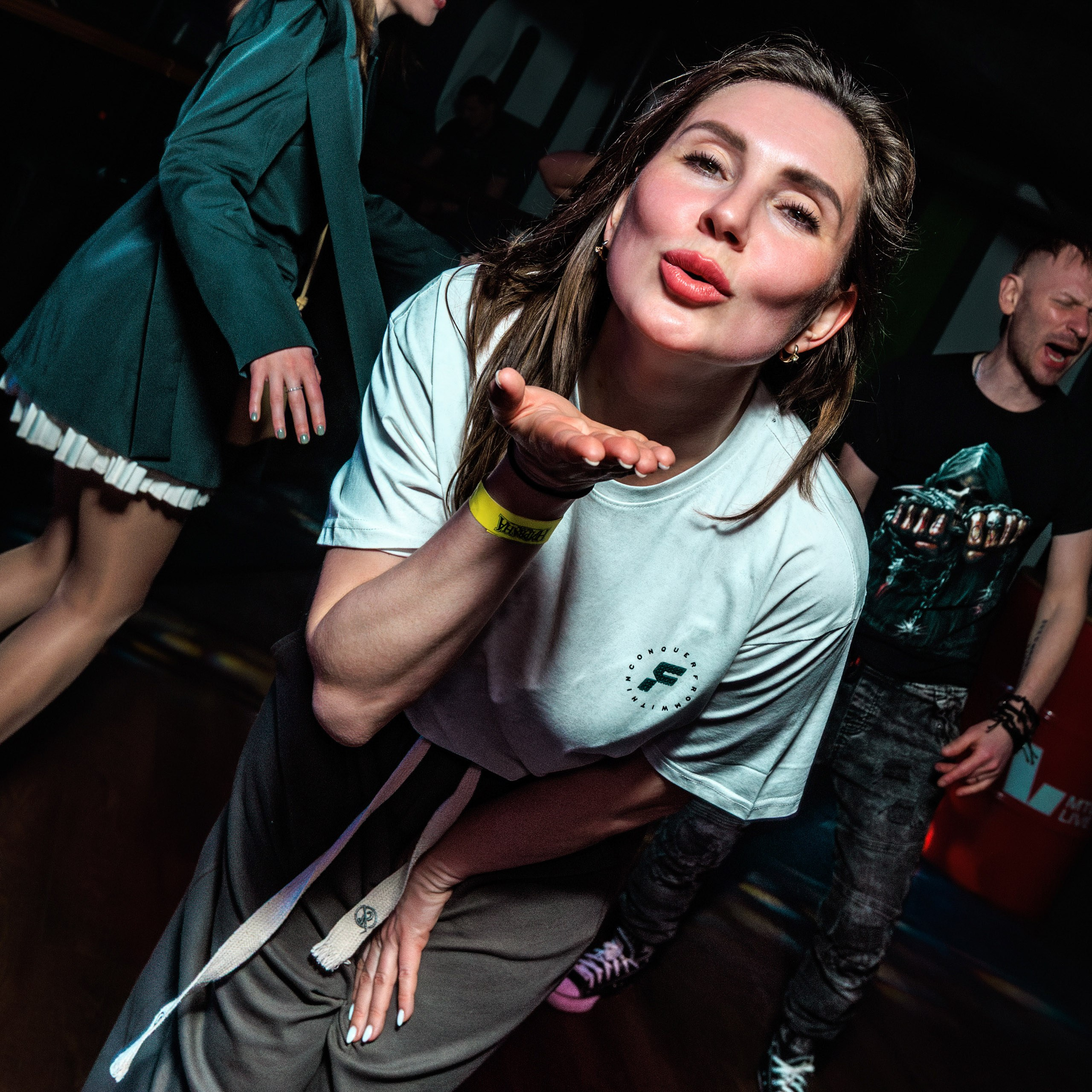 18.04.25 Танцплощадка. Репортажный фотограф Екатеринбург | Яркий, качественный репортаж | Концерты, клубы, репортаж, праздники, корпоративы