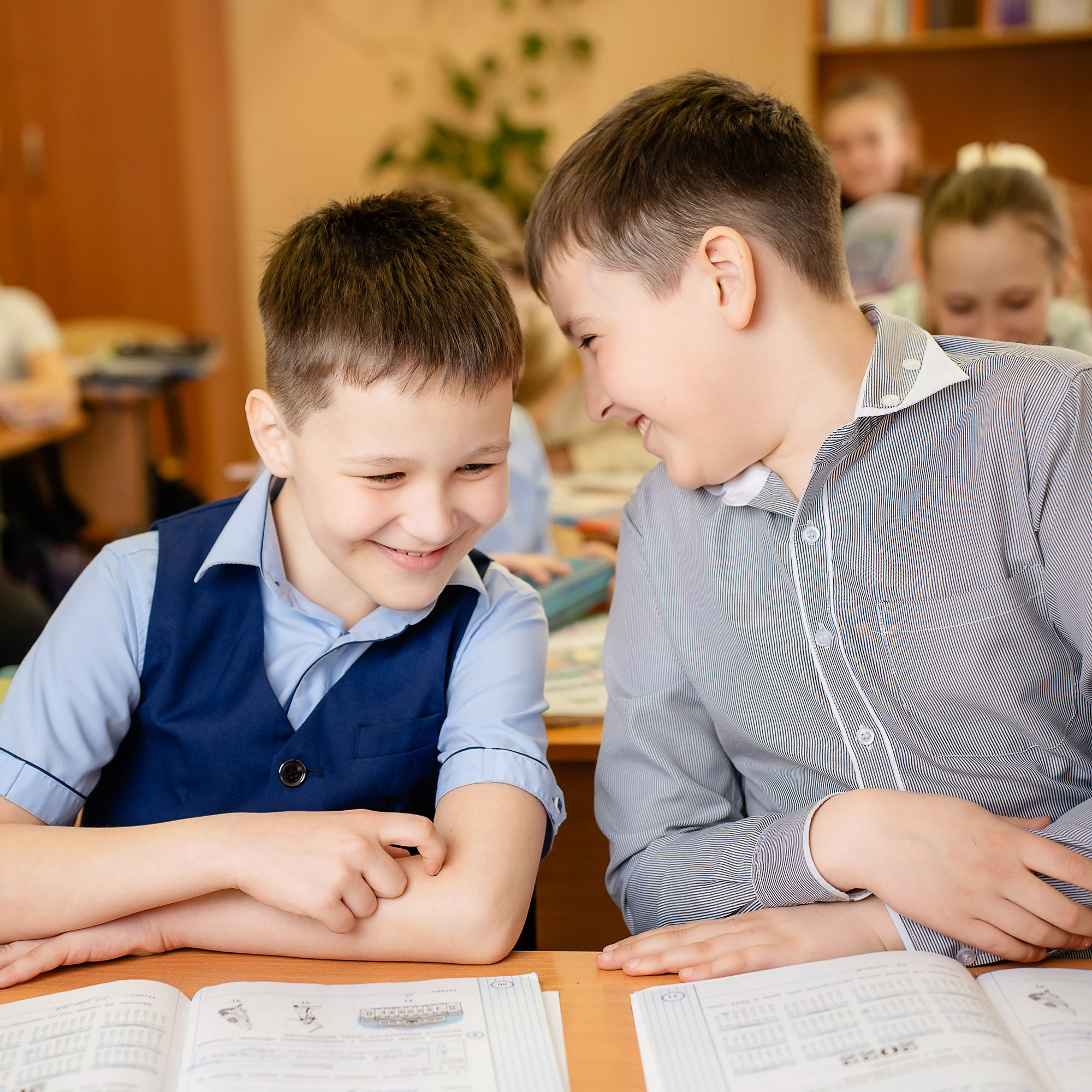 Отзывы. Детский и Школьный фотограф во Владивостоке. Выпускные альбомы