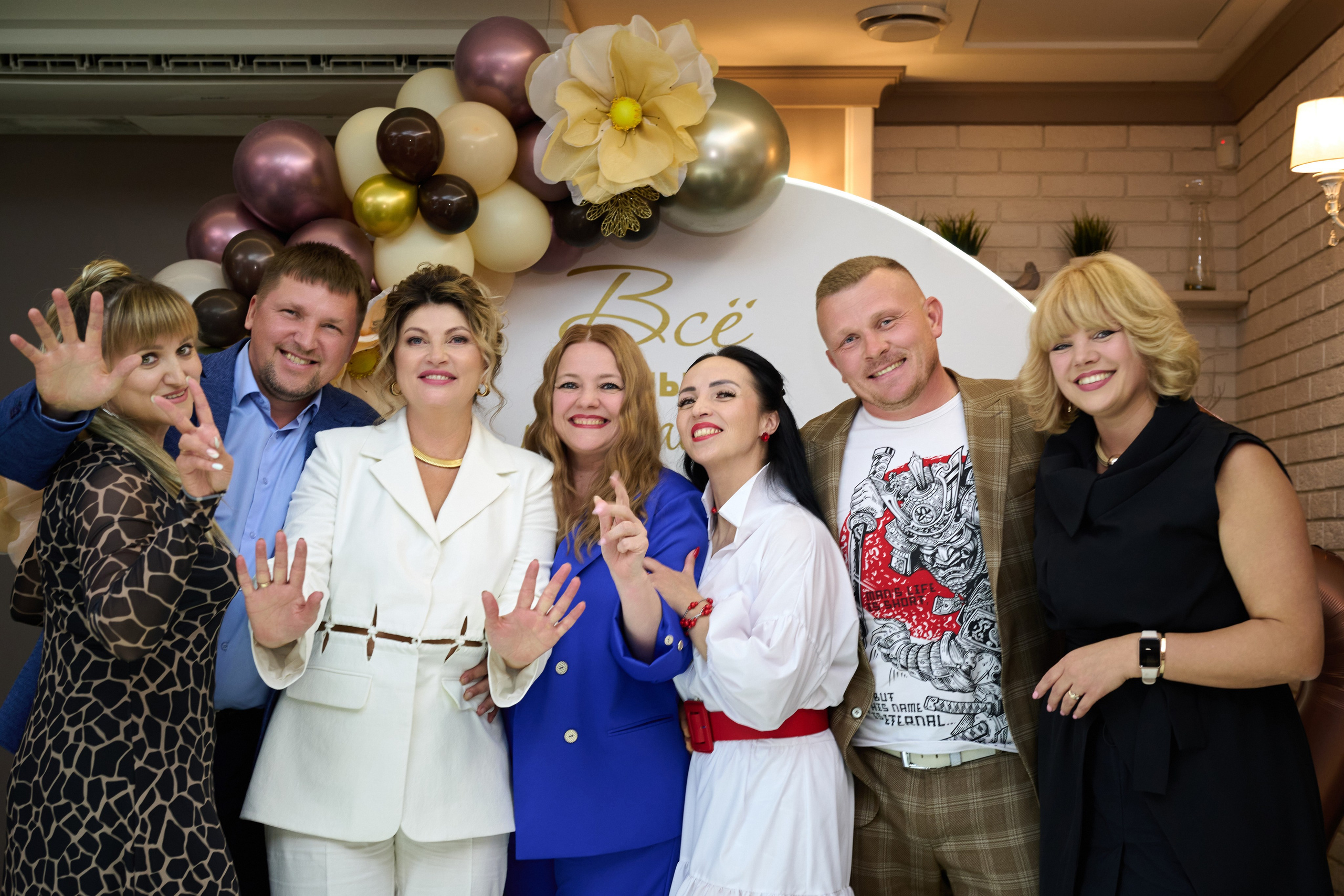 Фотосъемка юбилея Валентины. Профессиональный фотограф Старый Оскол, Губкин — свадьба, венчание, крещение, юбилей и день рождения