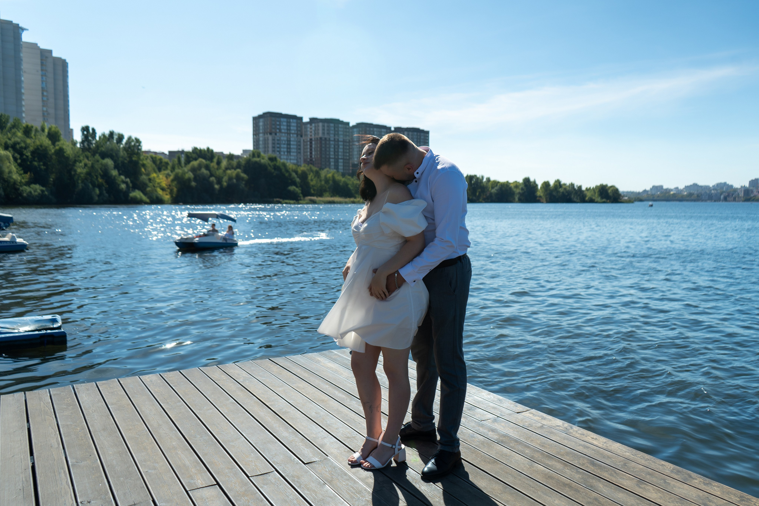 Фотосессия Love Story в Воронеже на берегу реки