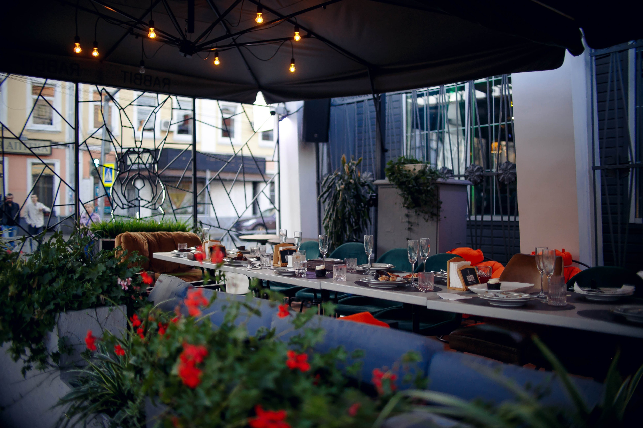 «Белый Кролик». Ваш репортажный фотограф Артемий Антонов