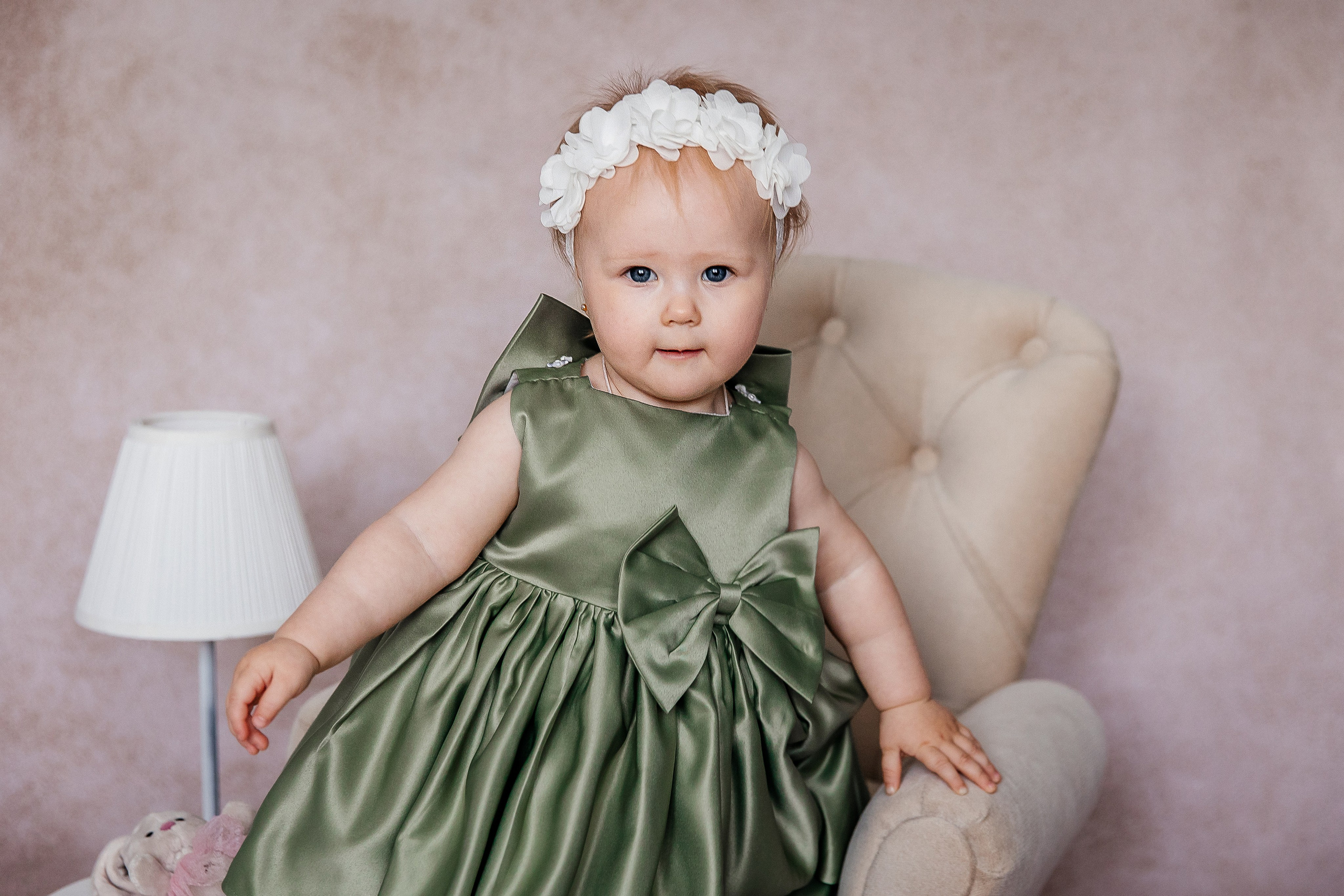 Минимализм (единичка, буквы-кубики, отдельный реквизит на фоне). Детский фотограф, выпускные альбомы в Нижнем Новгороде Бодягина Мария