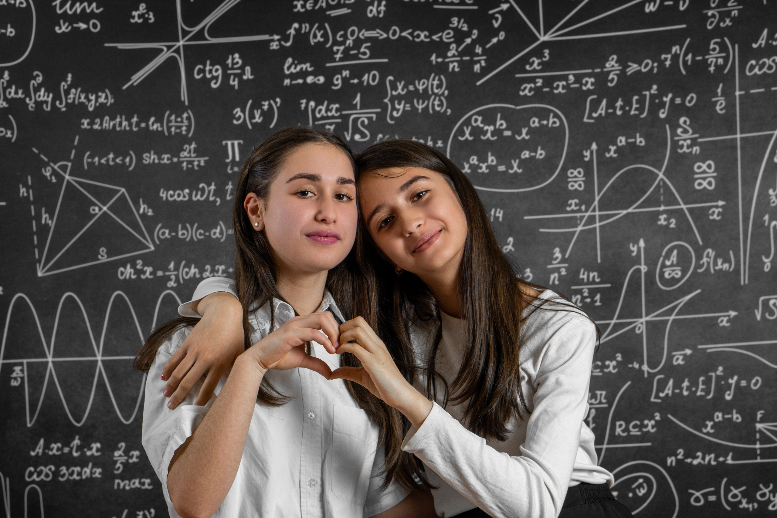 Старшая школа. Выпускные альбомы для детских садов и школ в Симферополе и Крыму — фотограф Ирина Найкина