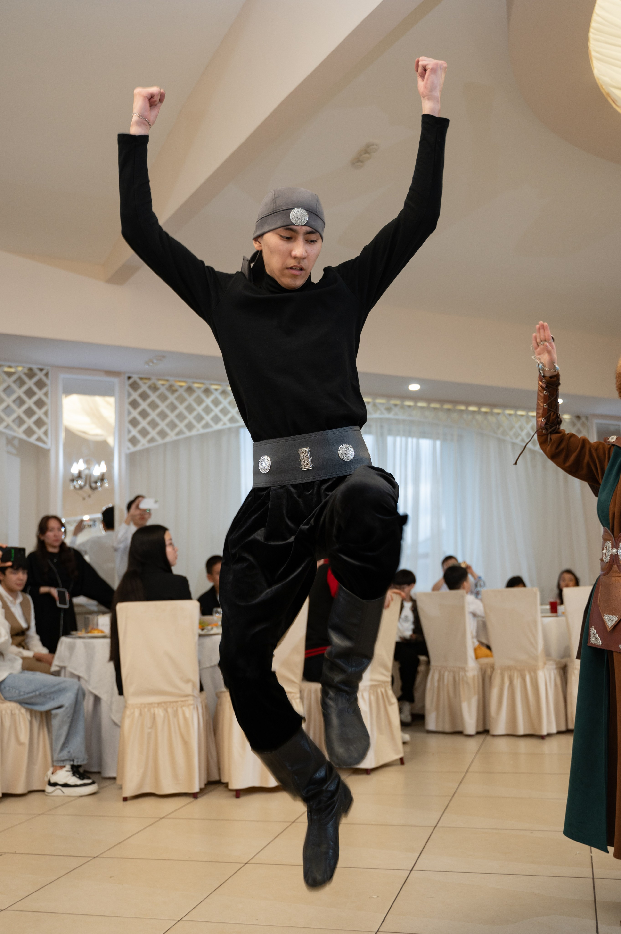 Аскер & Айдана. Фотограф в Омске Елизавета Кириллова