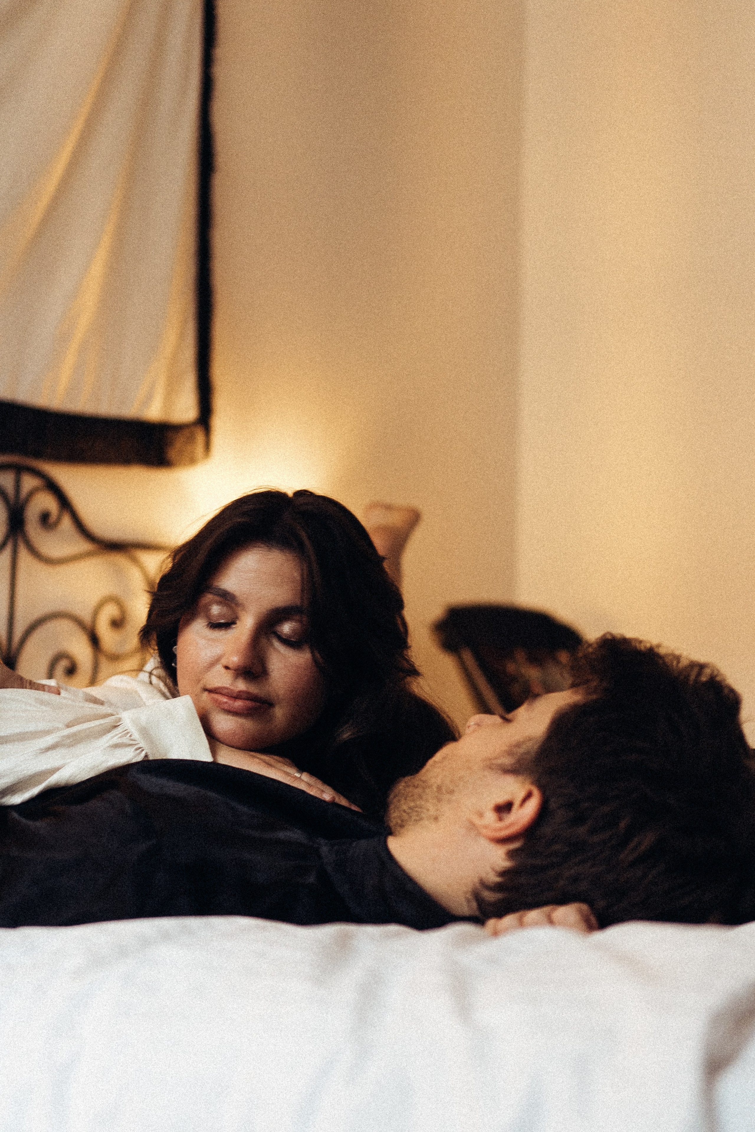 УТРО ЖЕНИХА И НЕВЕСТЫ В ПИТЕРСКОЙ КВАРТИРЕ И СЬЕМКА С СВАДЕБНЫХ ОБРАЗАХ. Профессиональный фотограф, Санкт-Петербург — Виктория Богомолова