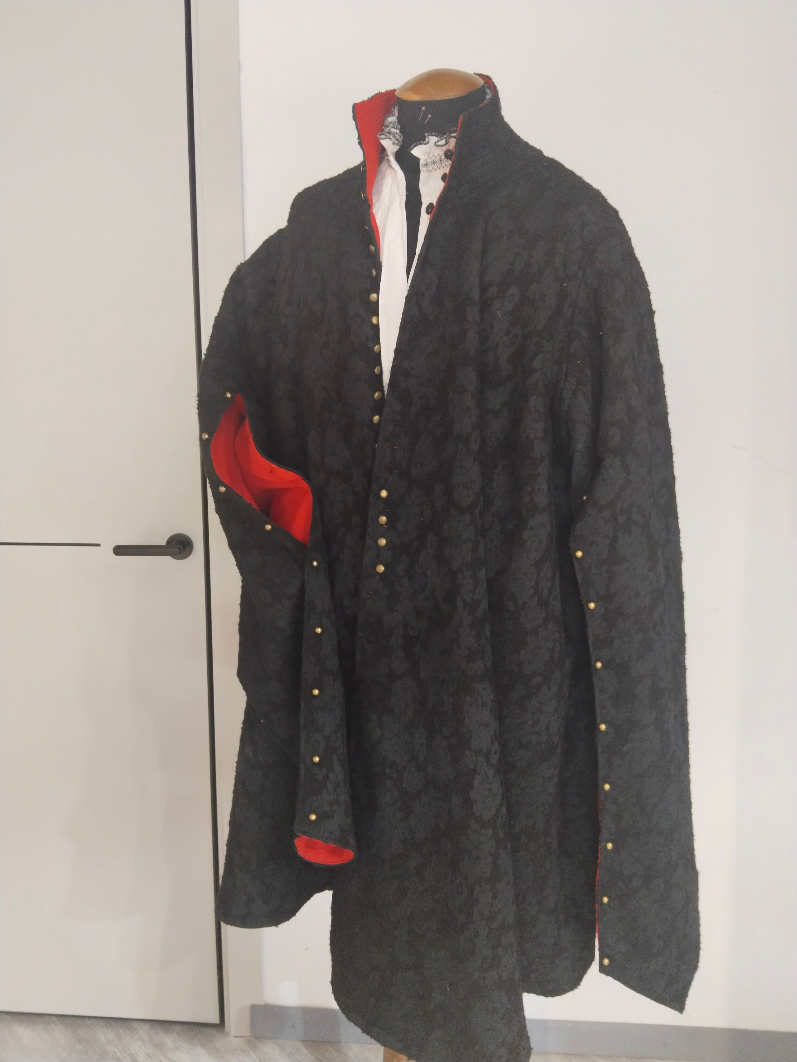 Костюмы. AIREN DESIGN — художественное ателье