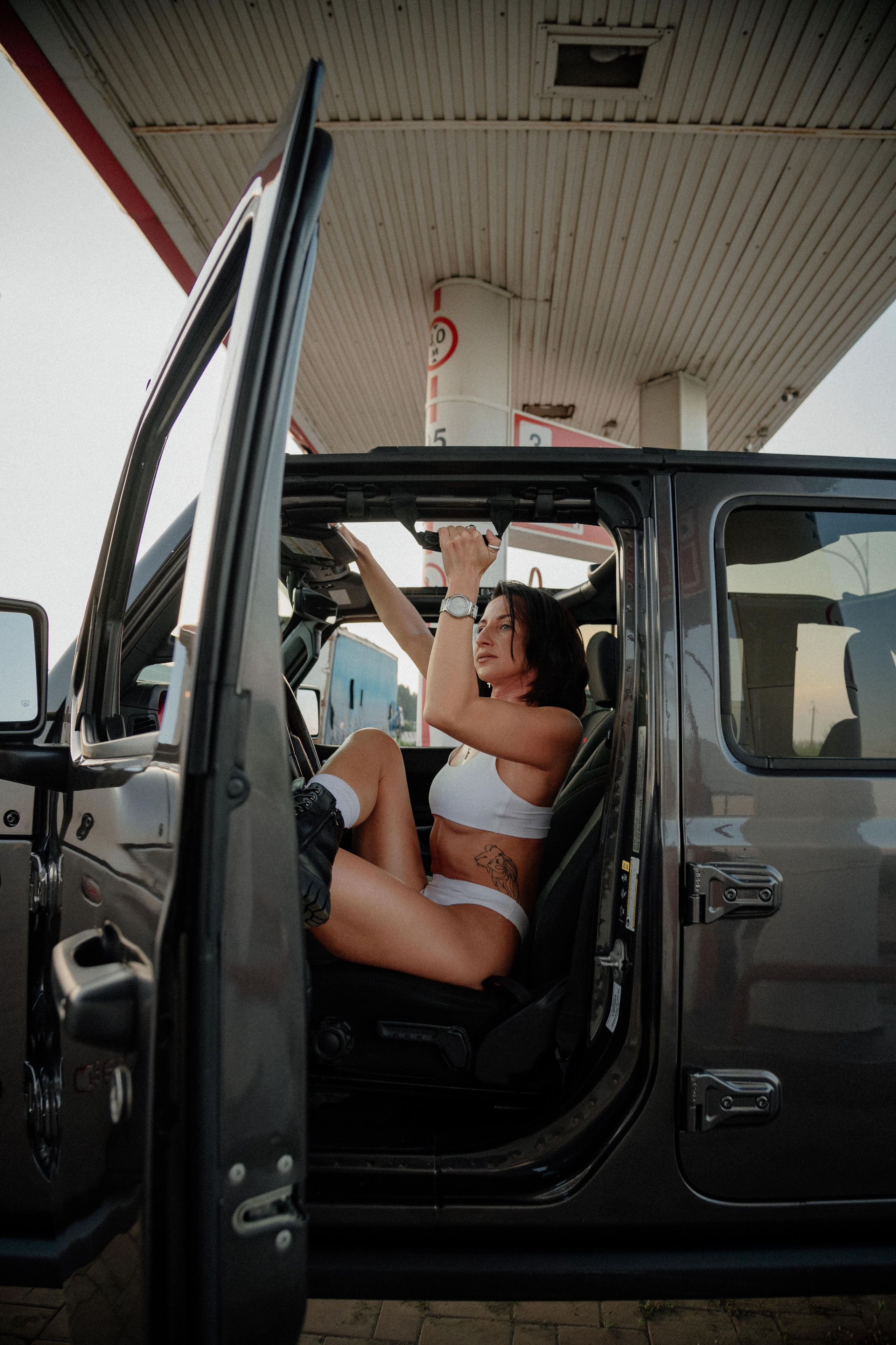 Заправка. Фотограф Алёна Евграфова