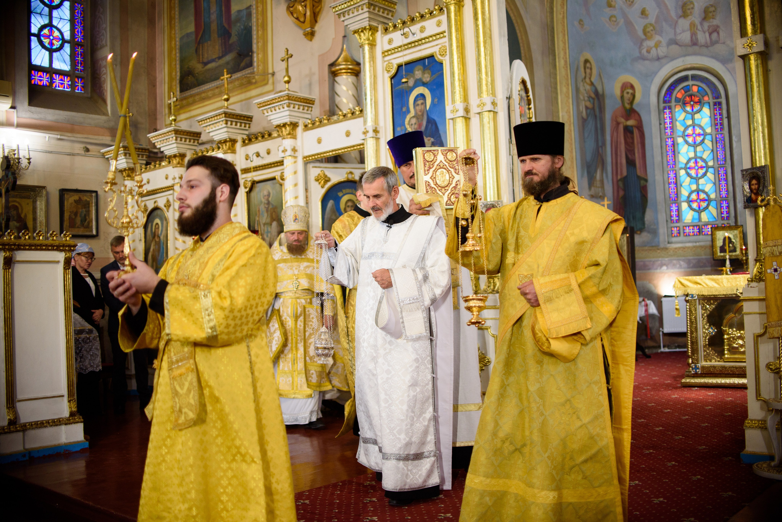 Воскресная литургия 29.10.2023. Семейный и свадебный фотограф в Феодосии и Коктебеле
