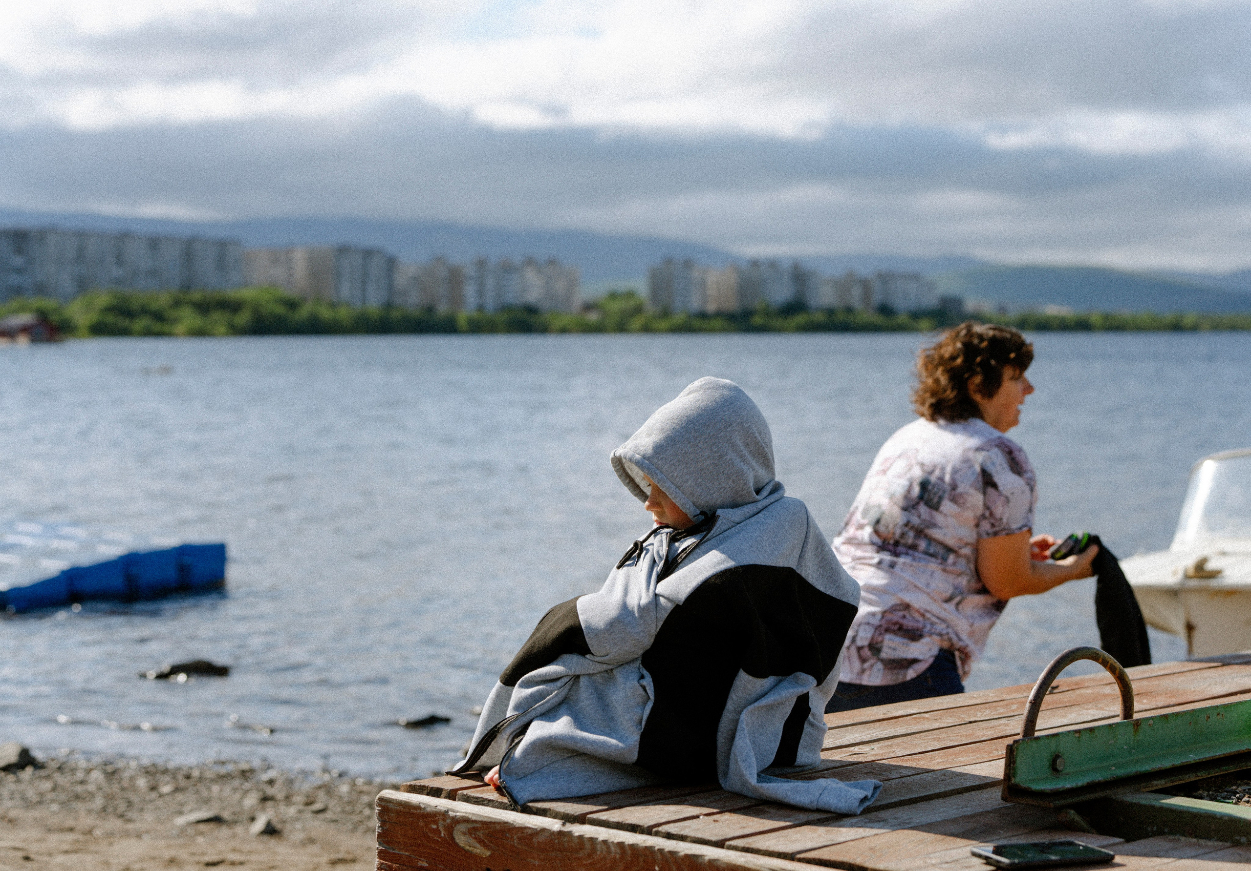 2024. Стрит-фотография, полная абсурда, идиотизма и красоты