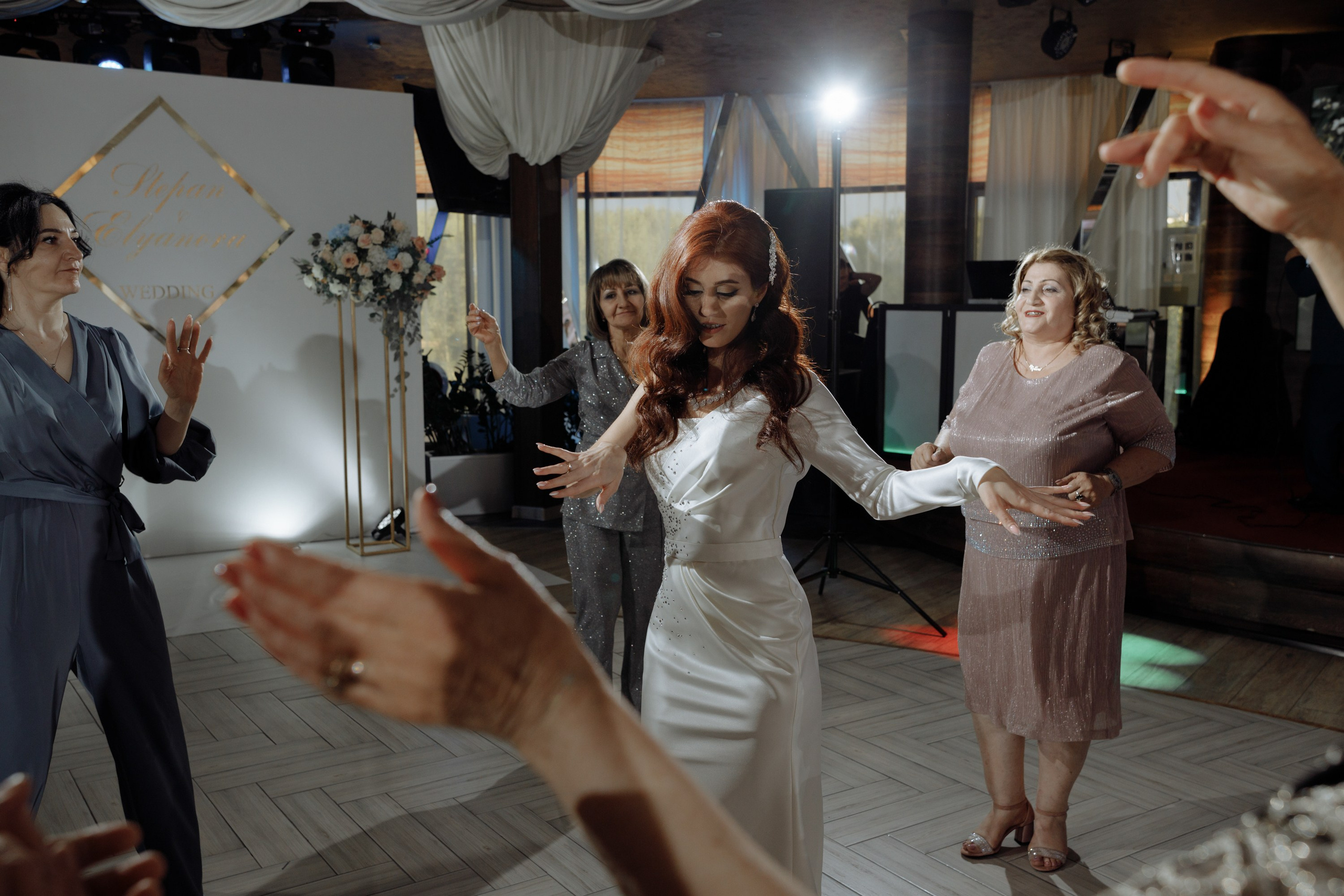 Степан и Элянора (полный день). Свадебный фотограф