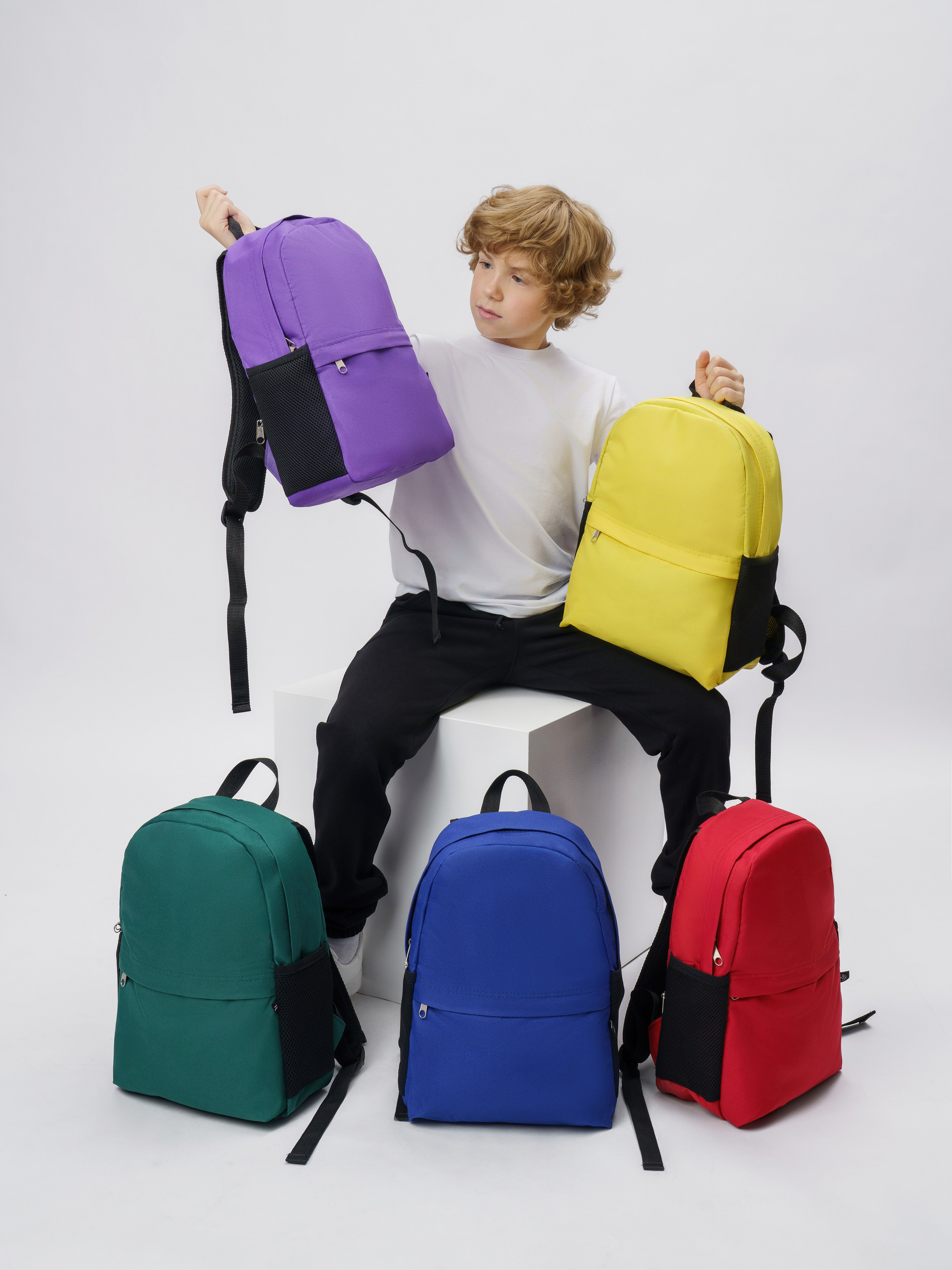 Дети (каталог). KED Production — продакшн из СПб. Создаём фото, видео и контент, который помогает брендам и селлерам продавать больше