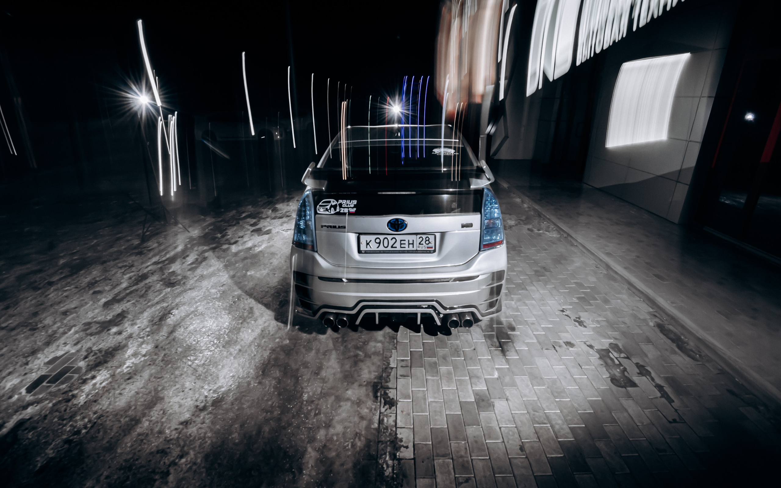 Toyota Prius. Фотограф Андрей Сенченко