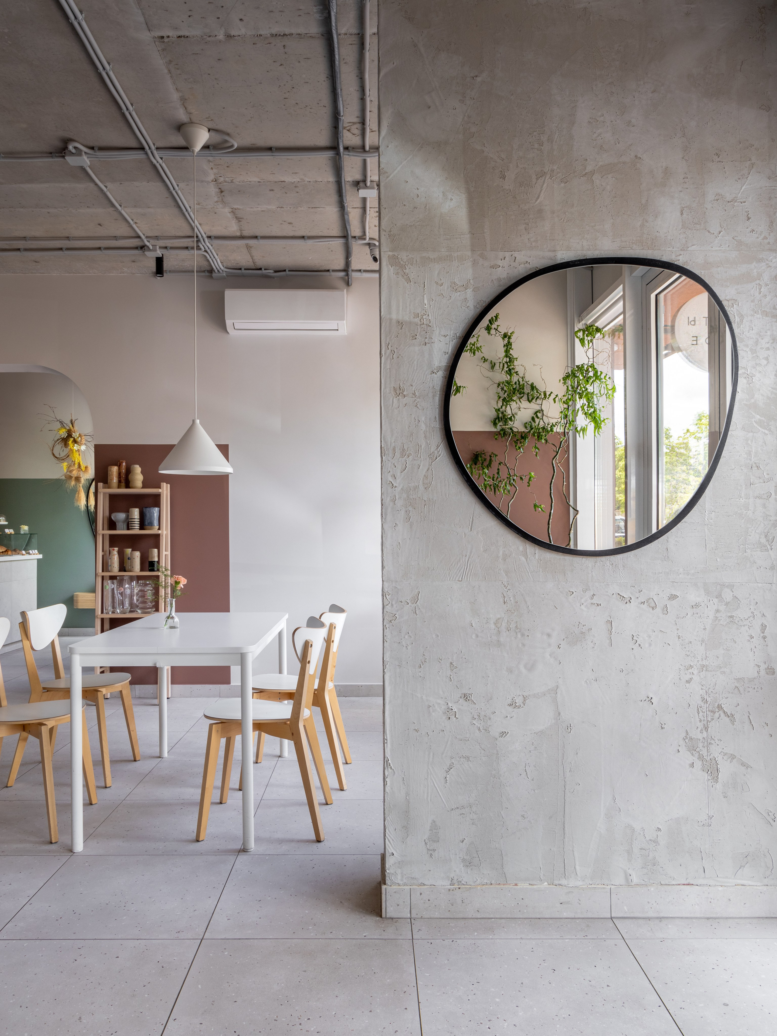 Кофейня и цветочная лавка FloEtica. Дизайнер интерьеров