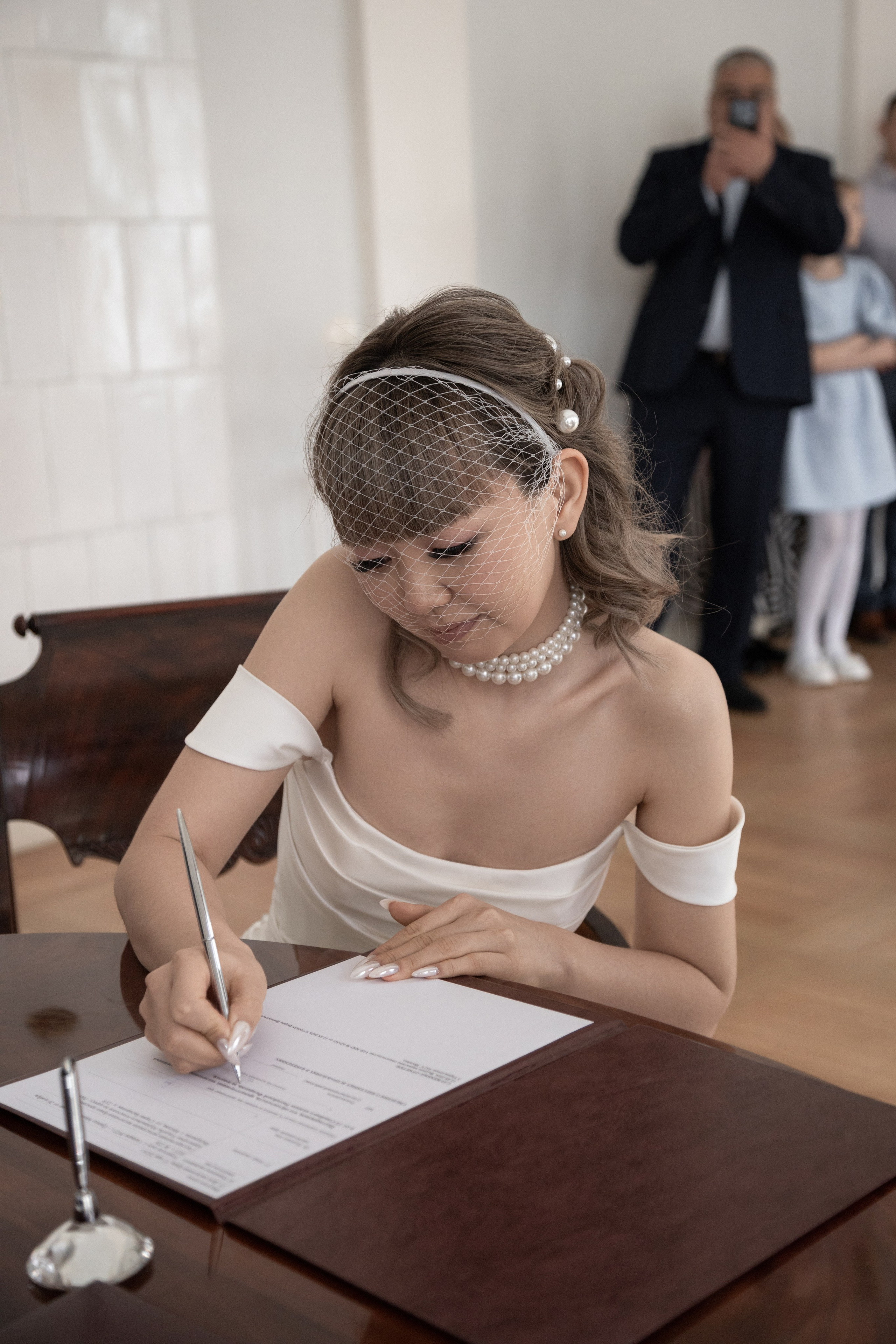 Свадебный фотограф москва, свадебная серия, фотосерия свадьба, свадьба пример, фотограф свадебный, фотограф москва, фотограф гладков дмитрий, свадебная съёмка, свадебная фотосессия, фотосессия свадьба, свадьба москва, стоимость свадебного фотографа, свадебное фото, фотограф свадьба москва, свадебный фотограф цена, фотограф одинцово, свадебная фотосессия, загс москва, усадьба муравьевых-апостолов, фото из загса, фотосессия загс, регистрация брака