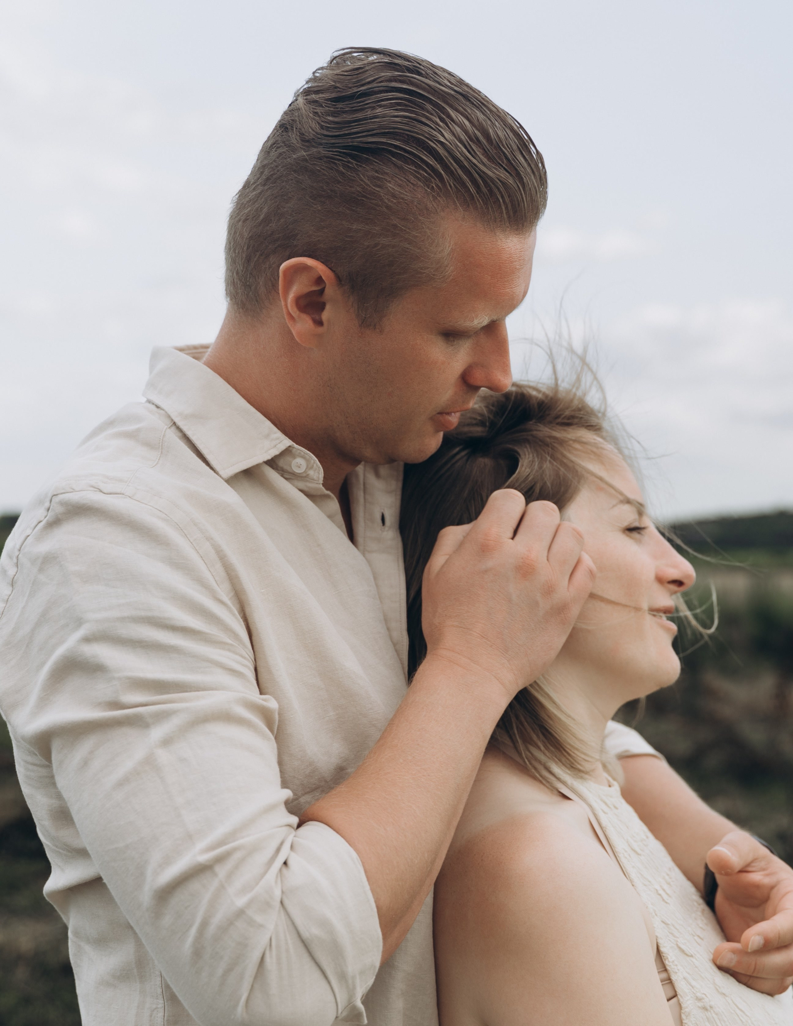 Couple. Photographe à Nîmes — portraits doux, sincères et lumineux
