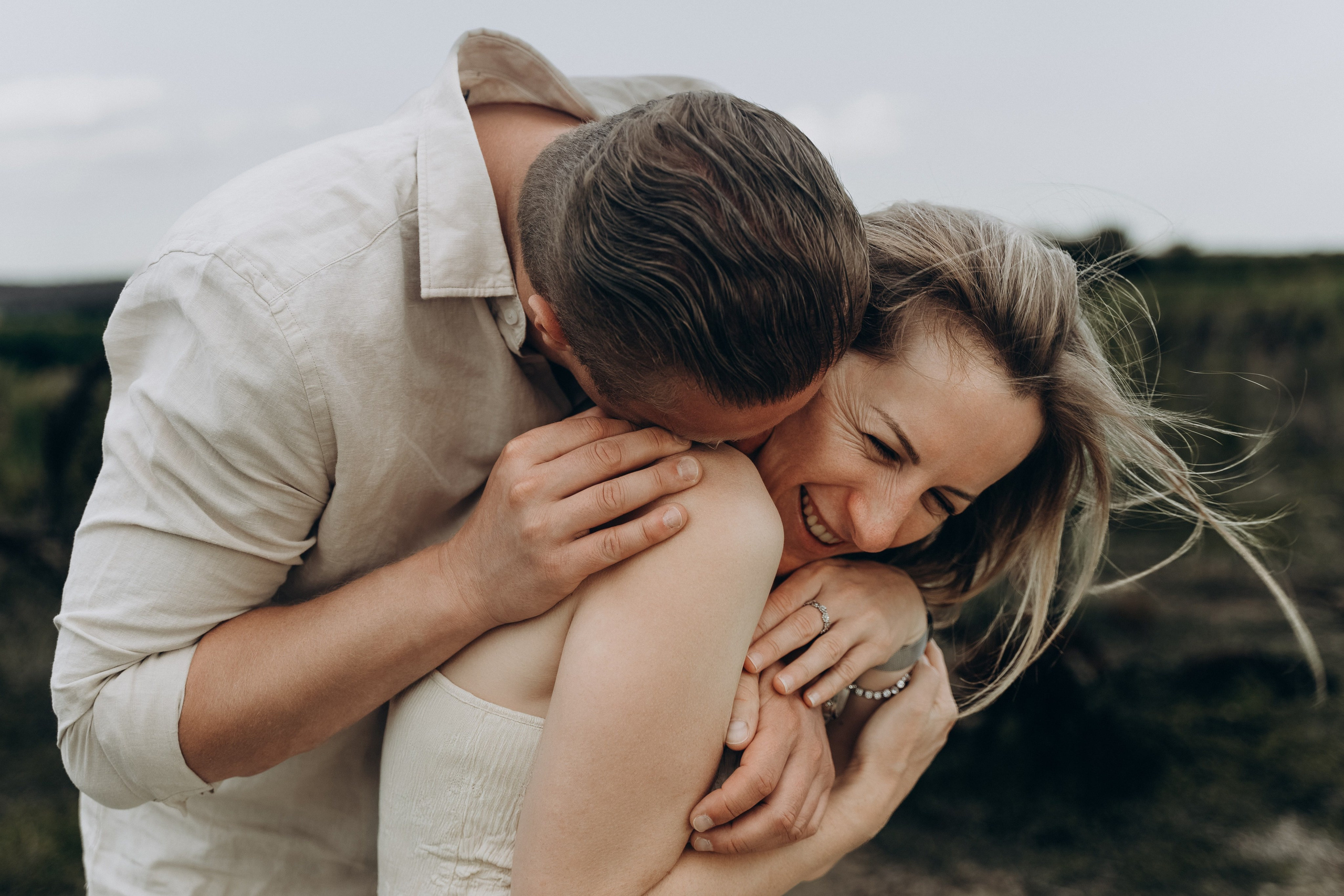 Couple. Photographe à Nîmes — portraits doux, sincères et lumineux