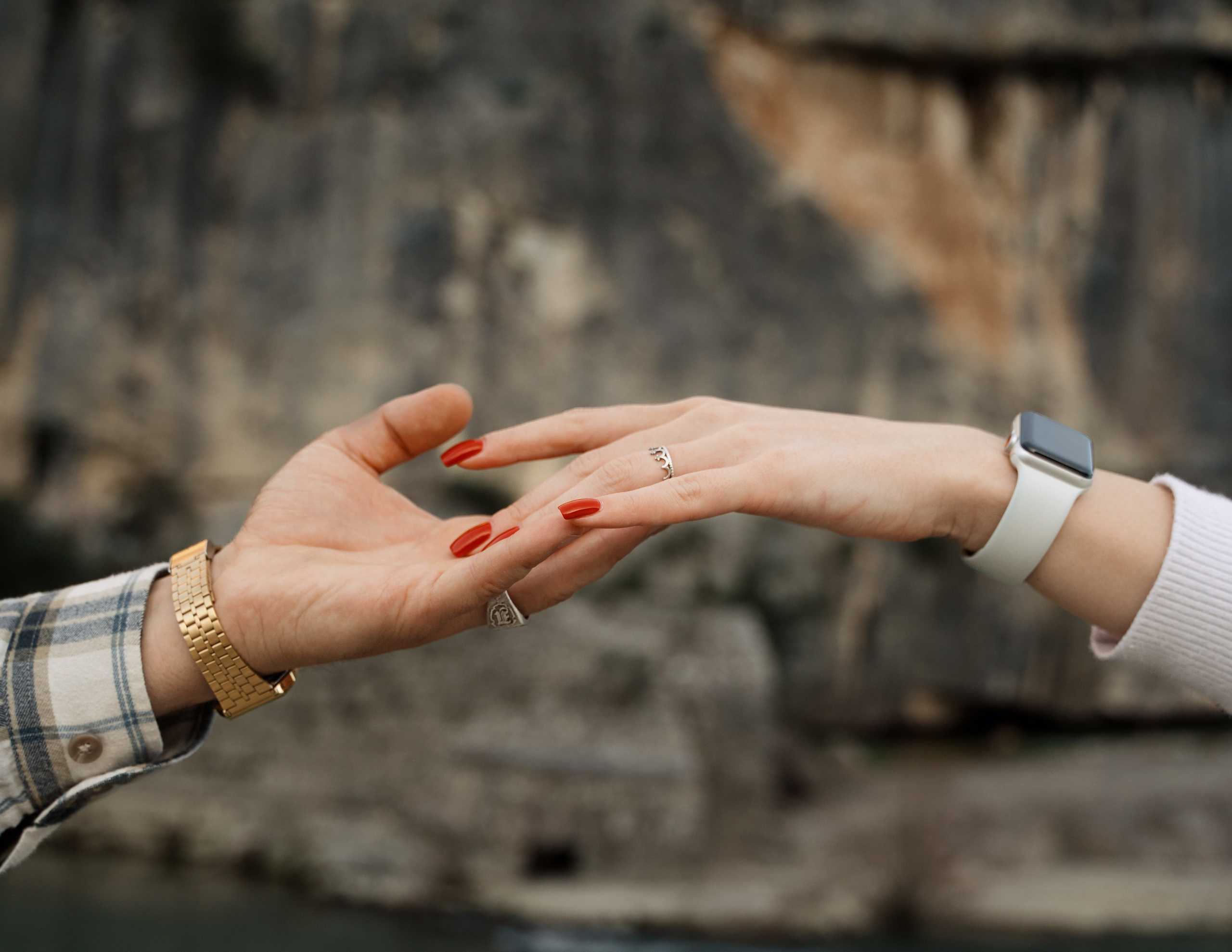 Couple. Photographe à Nîmes — portraits doux, sincères et lumineux