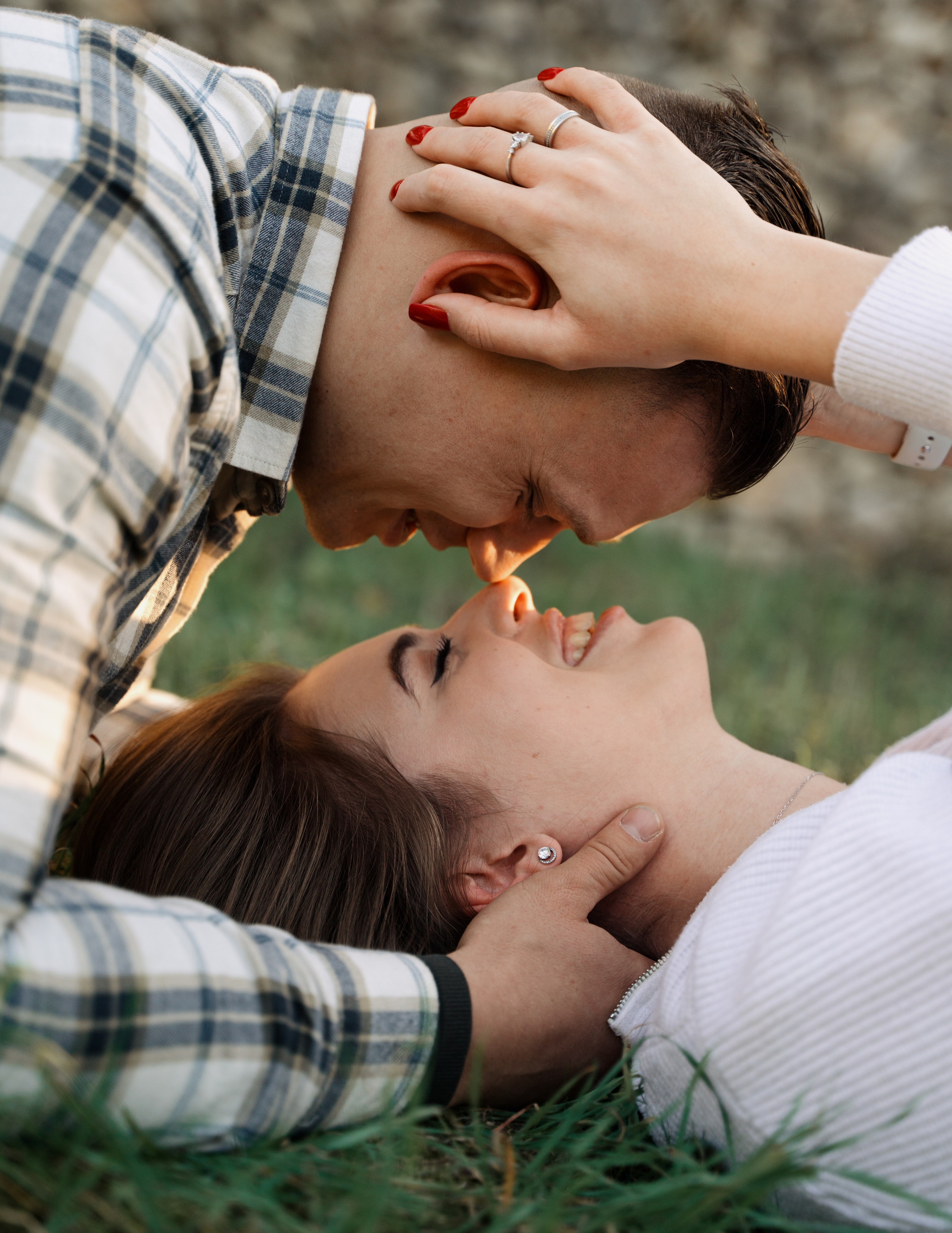 Couple. Photographe à Nîmes — portraits doux, sincères et lumineux