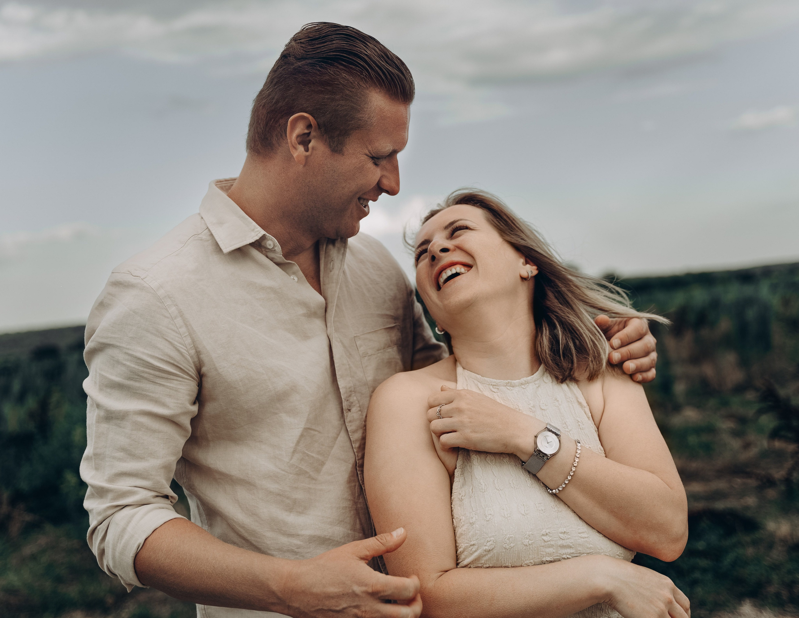 Couple. Photographe à Nîmes — portraits doux, sincères et lumineux