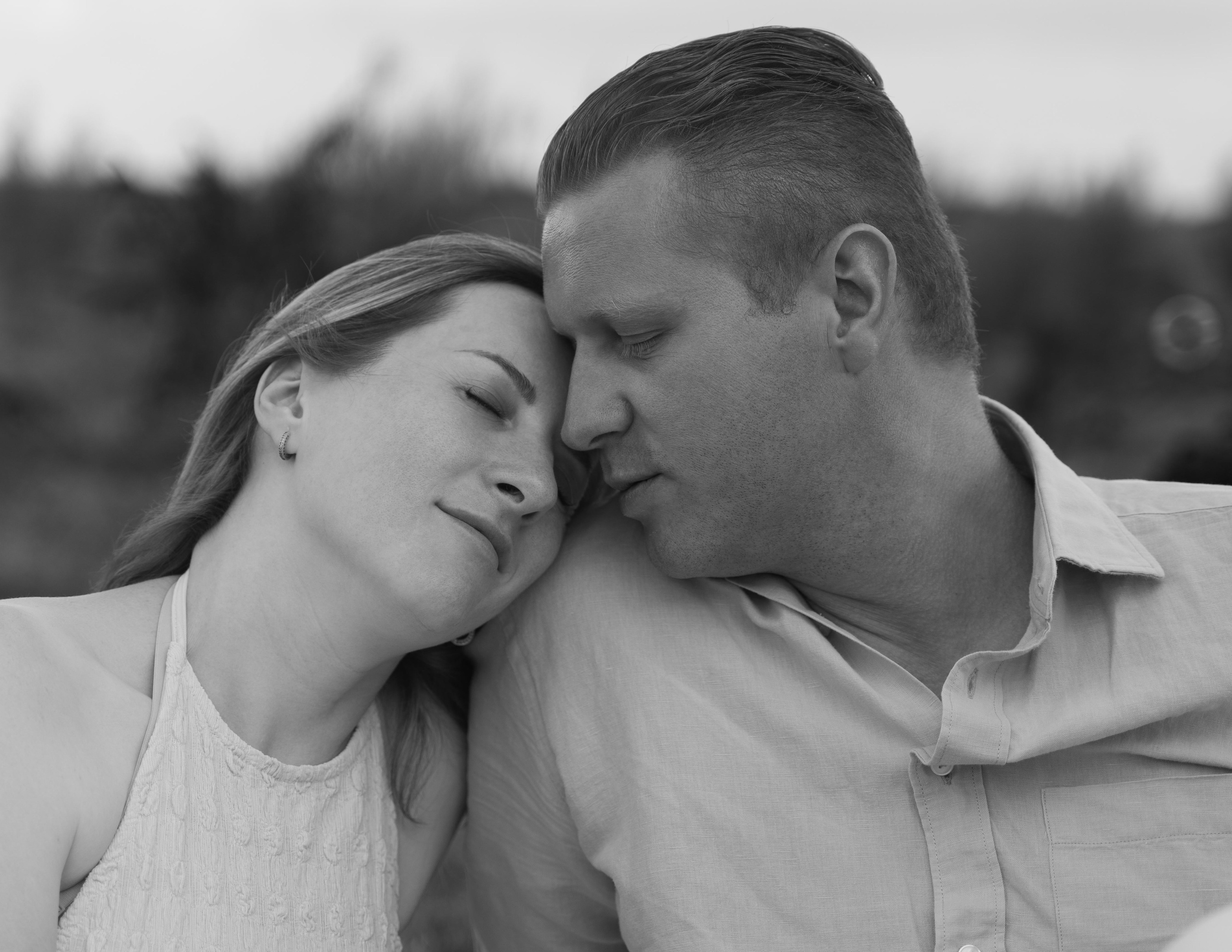 Couple. Photographe à Nîmes — portraits doux, sincères et lumineux