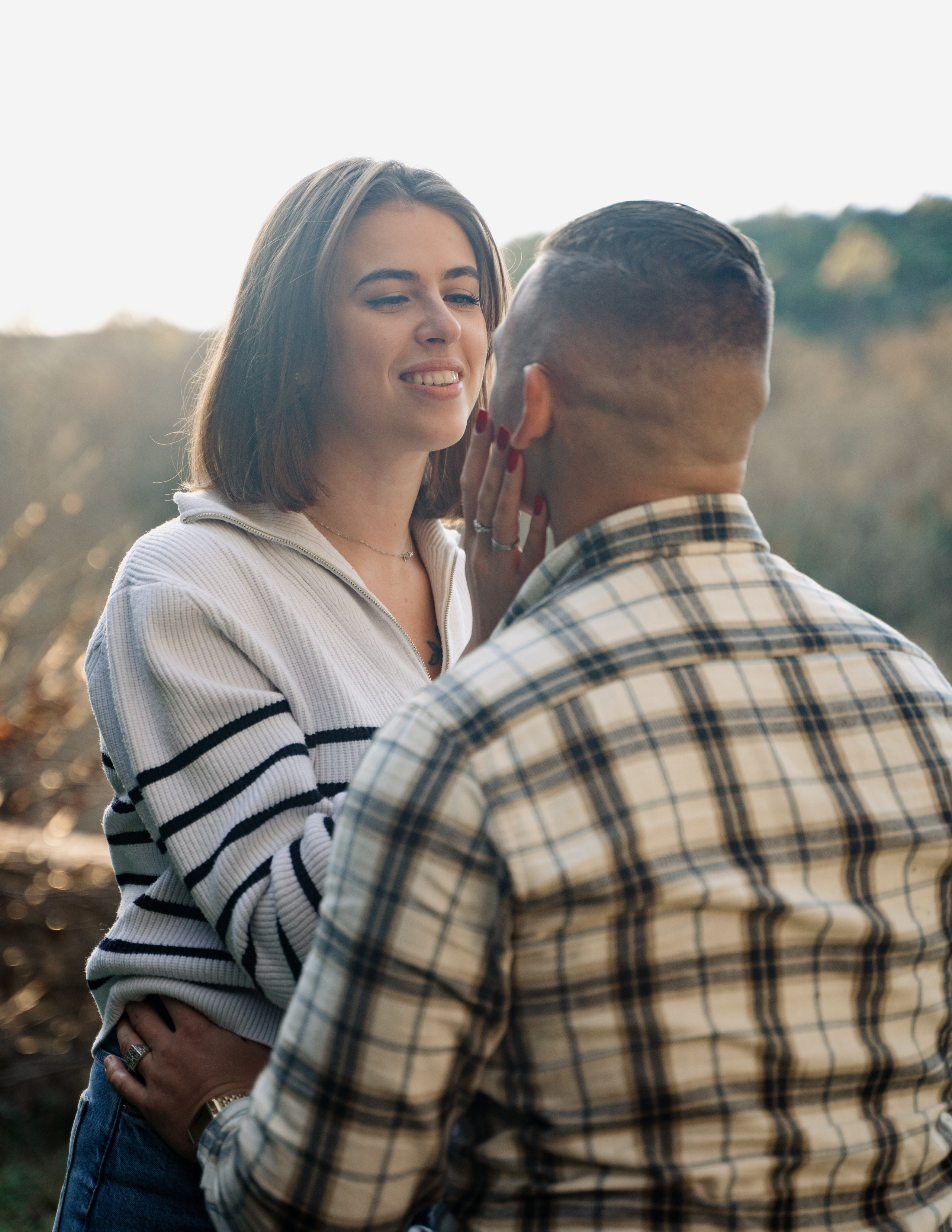 Couple. Photographe à Nîmes — portraits doux, sincères et lumineux