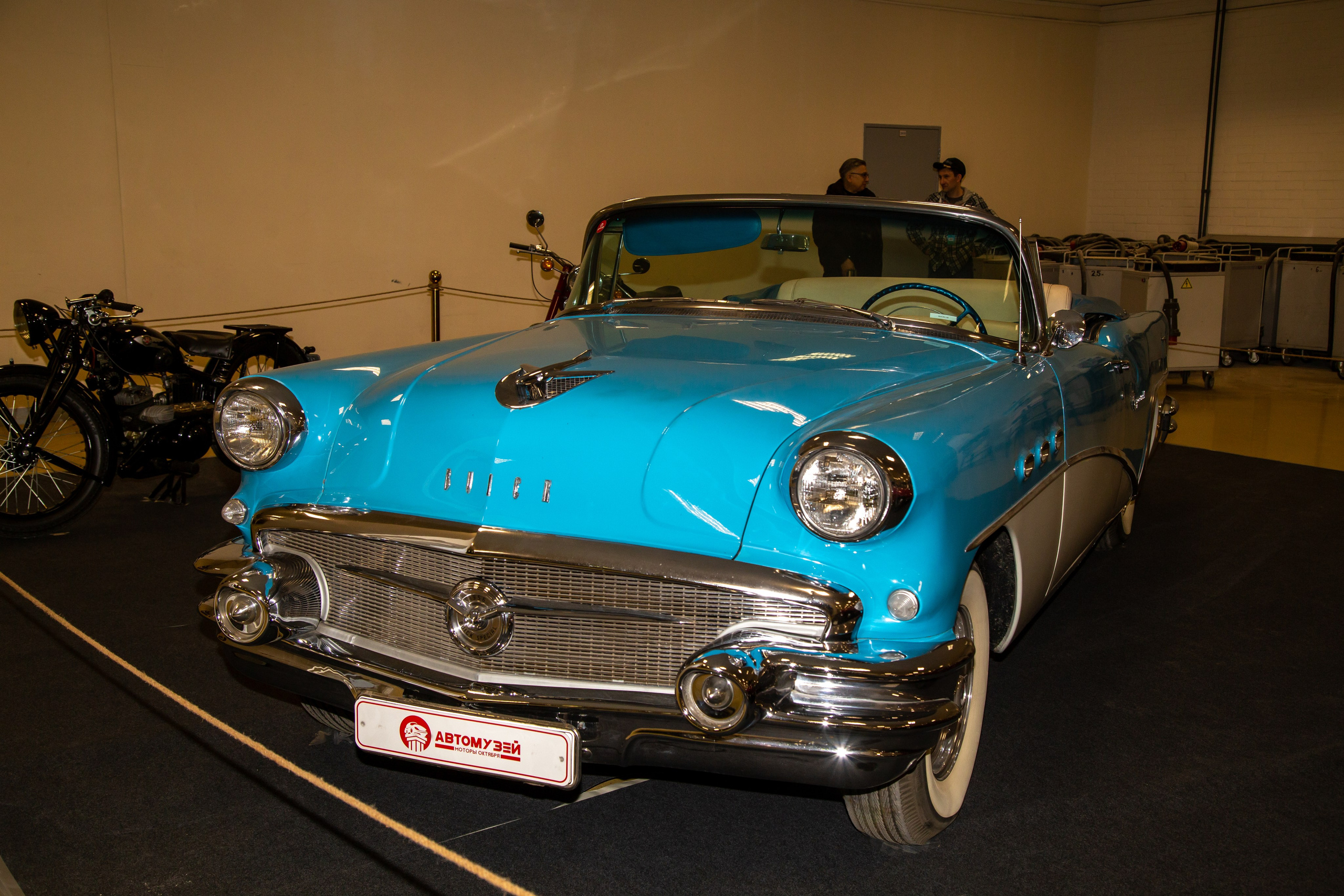 Фотопрогулка по выставке Поехали 2022. «Студия DRONAVT`s» — видеосъёмка и фотография г. Москва