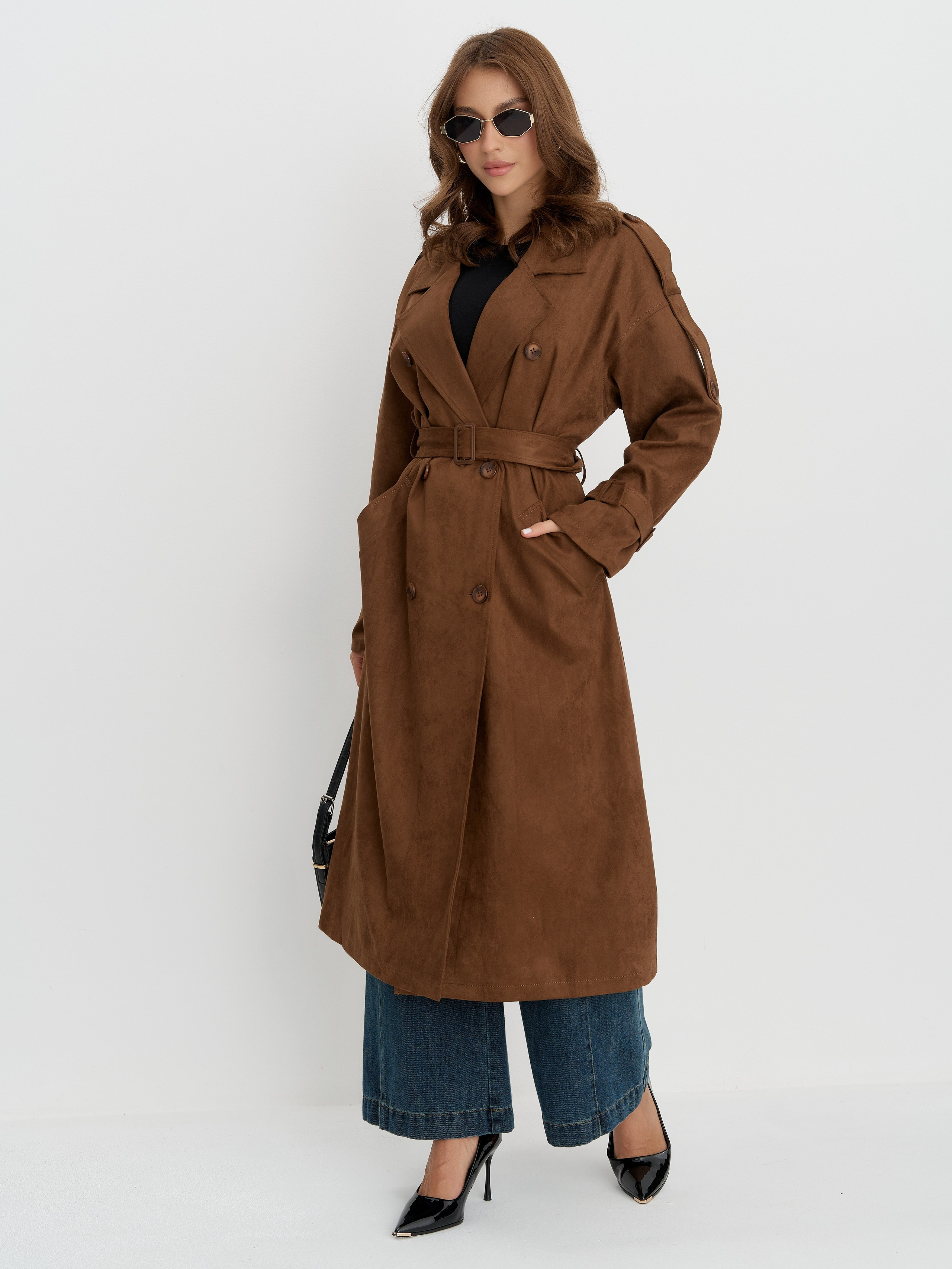 Тренчи. Фотограф для маркетплейсов в Москве