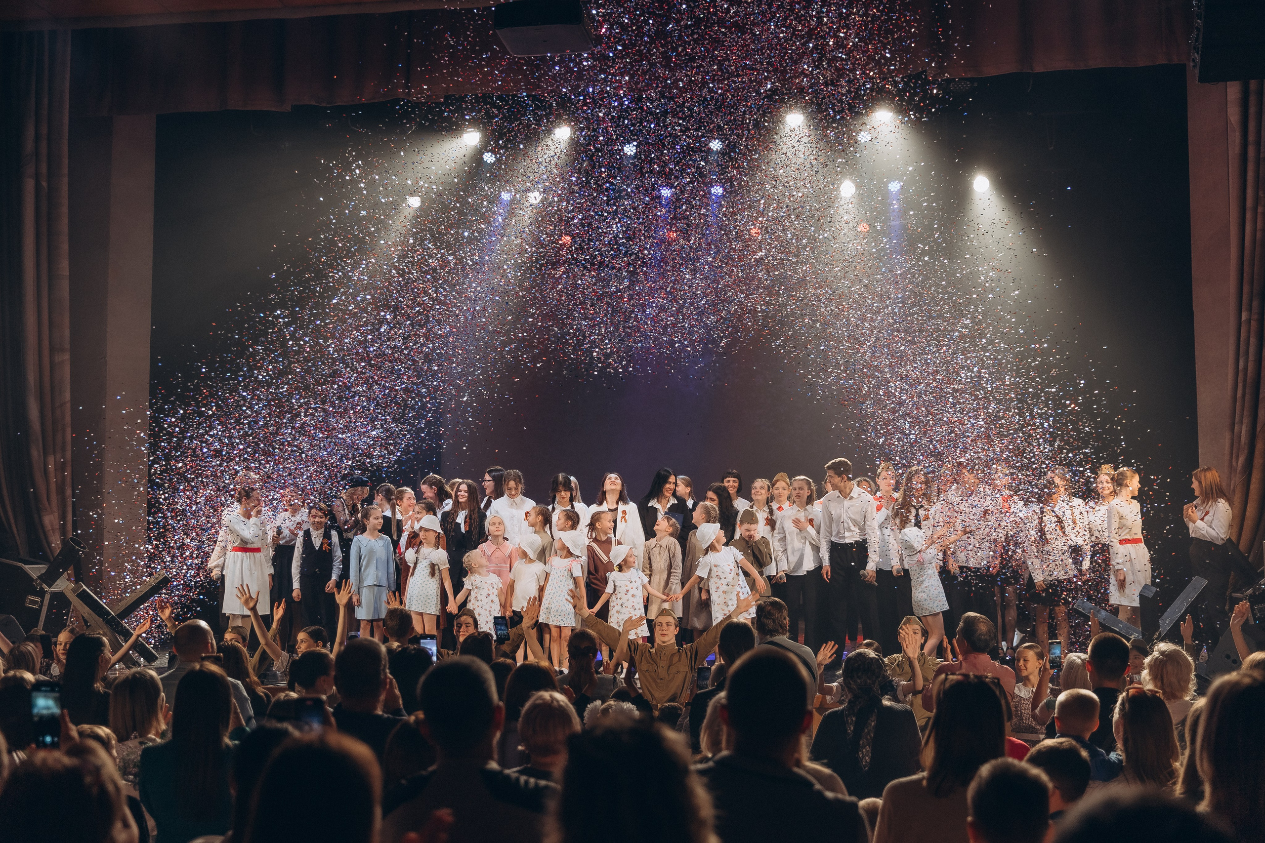 Дети войны. Спектакль. Фотограф из Сибири