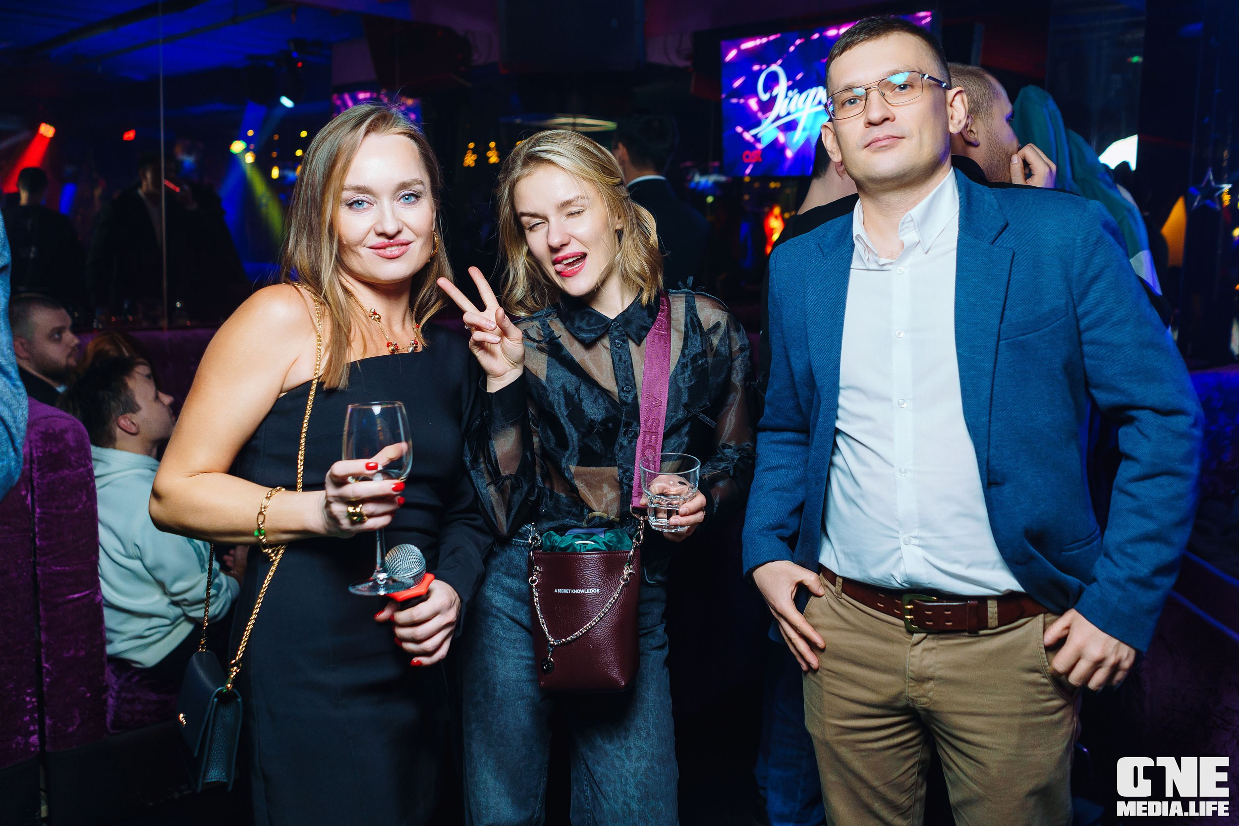 Фоторепортаж из караоке-клуба Эйфория. One Media Life: фоторепортажи, фотоотчеты с мероприятий и заведений