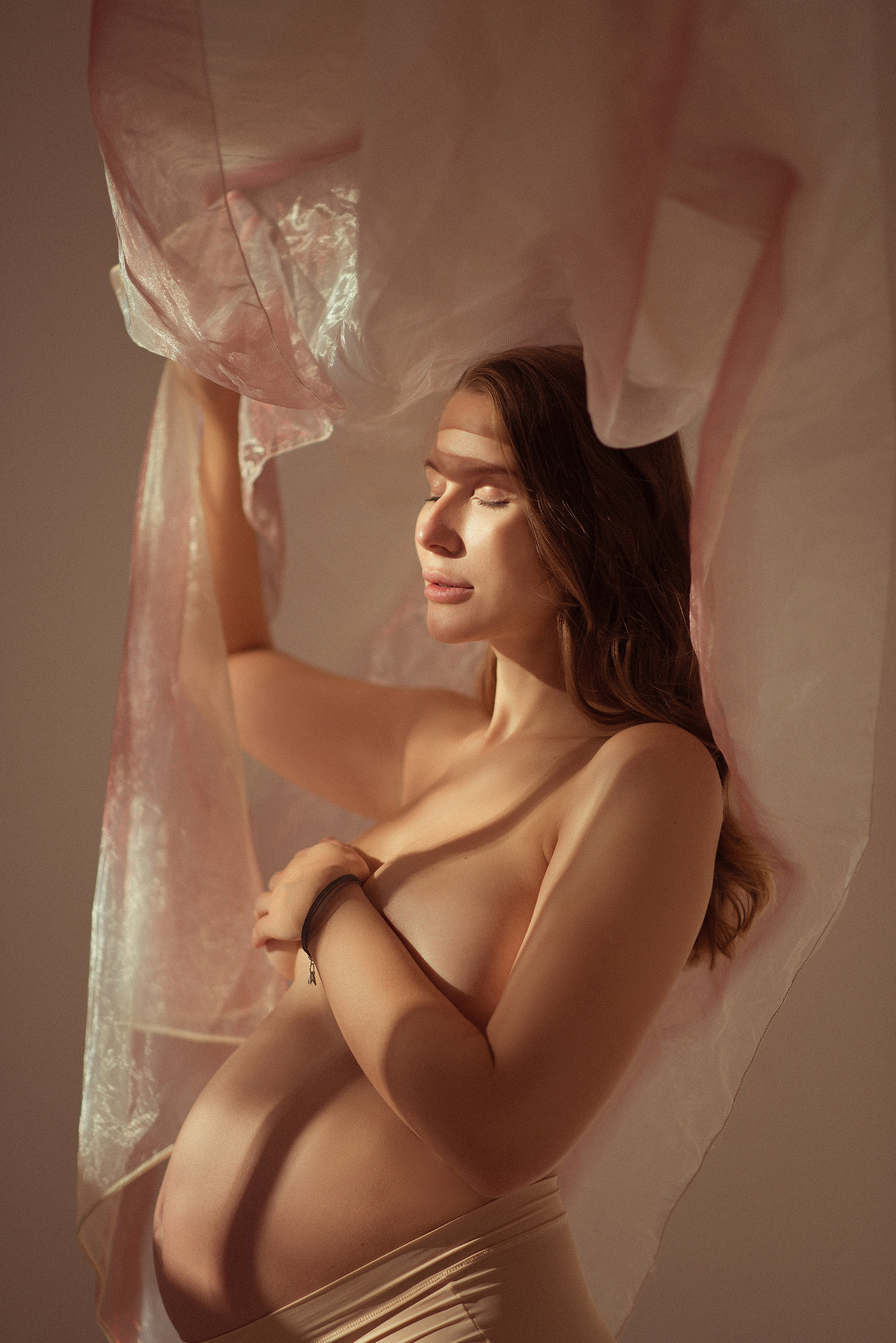 Алёна. Женский, семейный и свадебный фотограф в Астрахани Виктория Бузаева